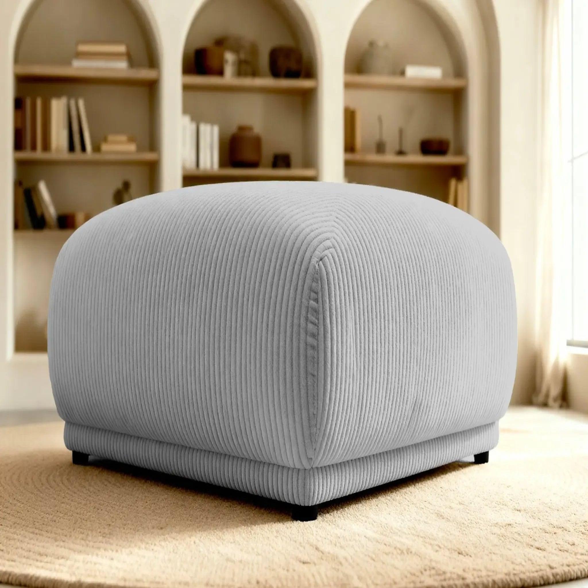 Voir la diapositive 3 : CASANOVA PARIS Rosalie - pouf velours cotelé