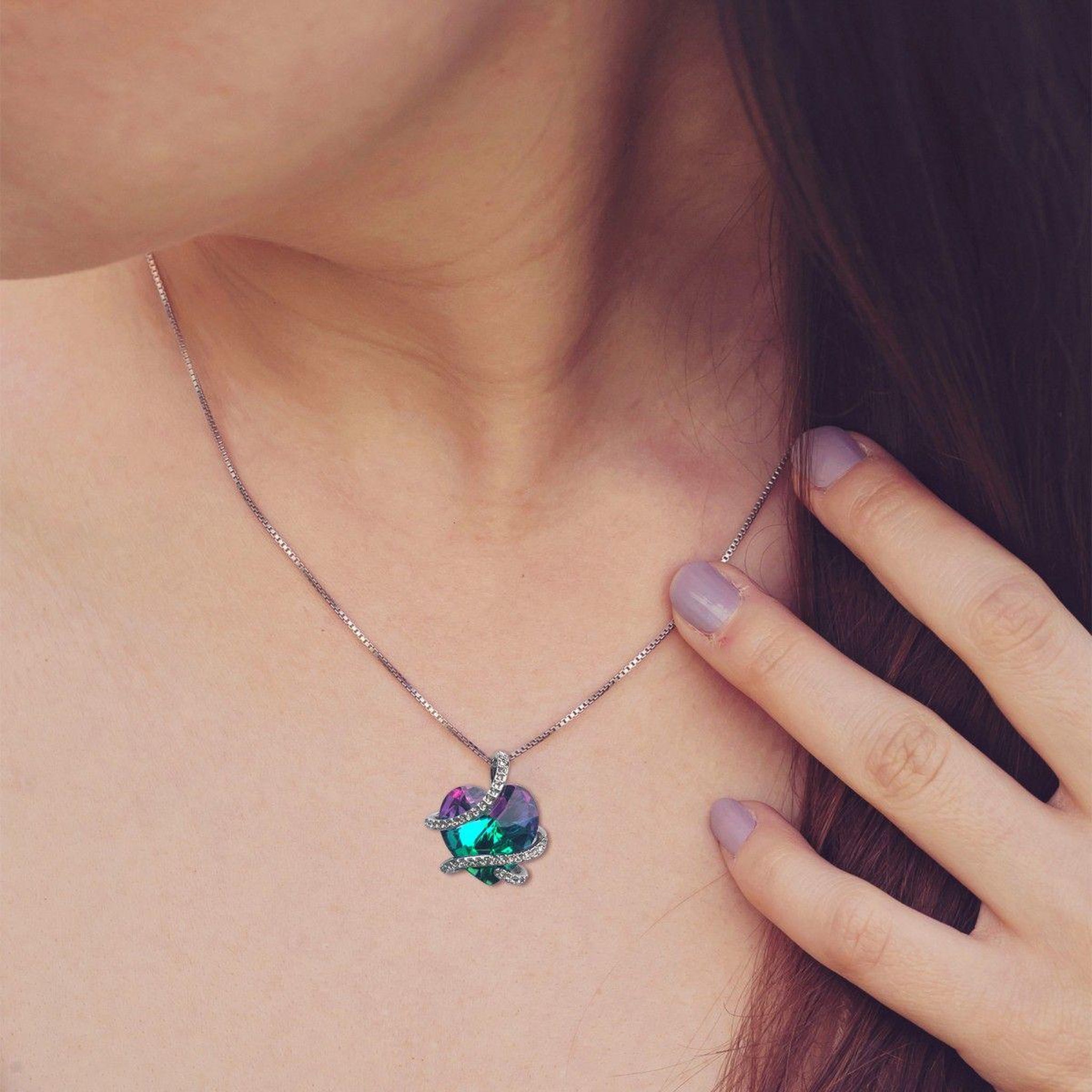 Voir la diapositive 2 : SC CRYSTAL Collier coeur SC Crystal orné de Cristaux scintillants