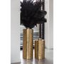 Voir la diapositive 3 : Paris Prix Vase Design en Métal  Chase  60cm Or