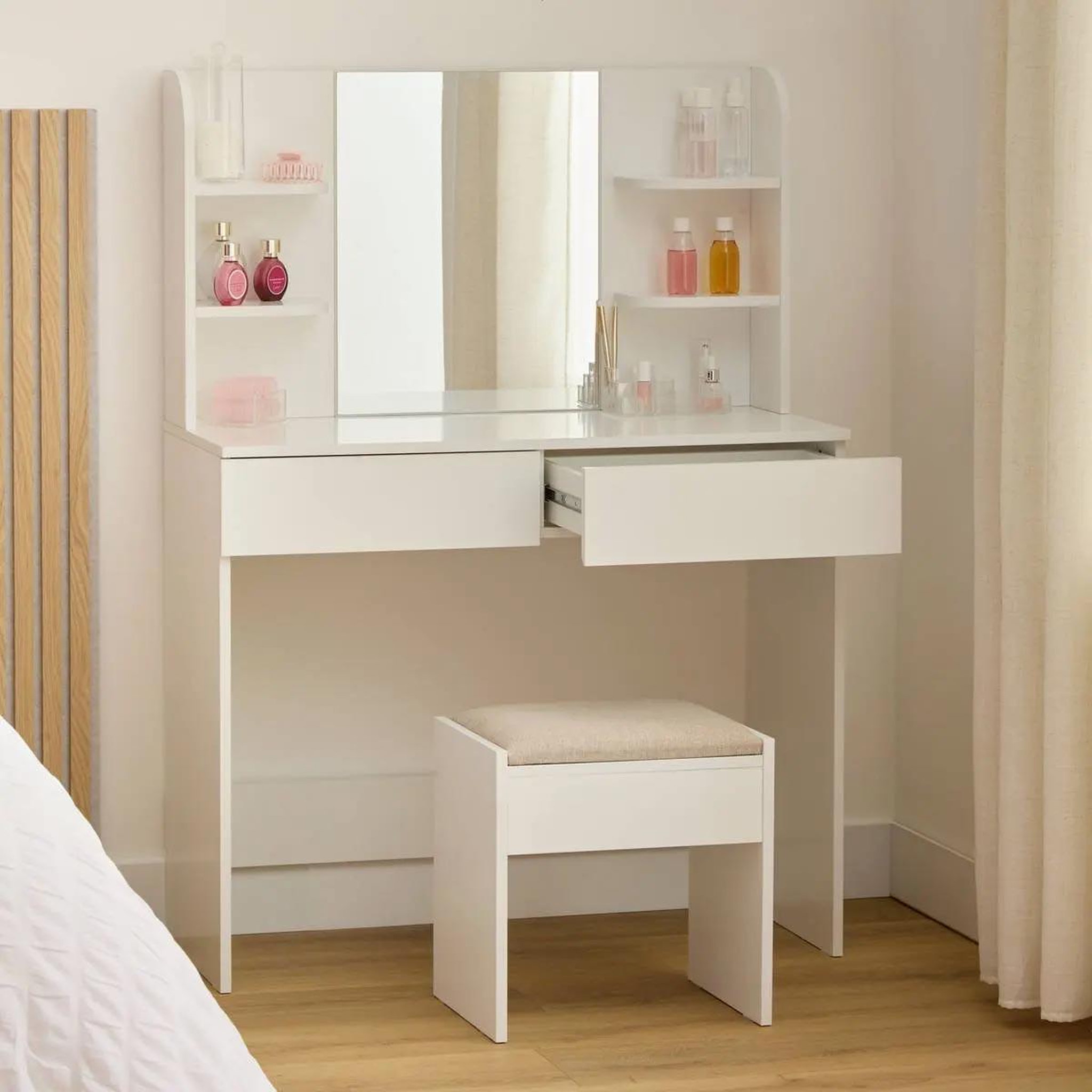 Voir la diapositive 4 : FIVE Coiffeuse 2 tiroirs avec tabouret  dolo  125cm blanc