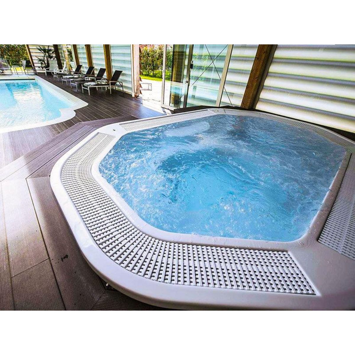 Smartbox 1h d'accès au Spa by Sothys en hôtel 4* avec massage californien pour 2 près de Paris - Coffret Cadeau Bien-être