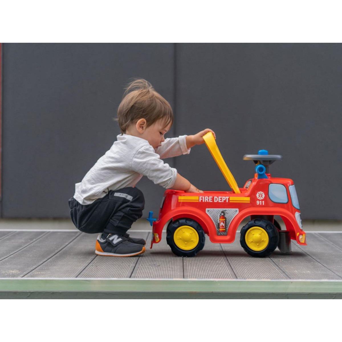 FALK Porteur enfant Pompier 1 à 3 ans - Falk