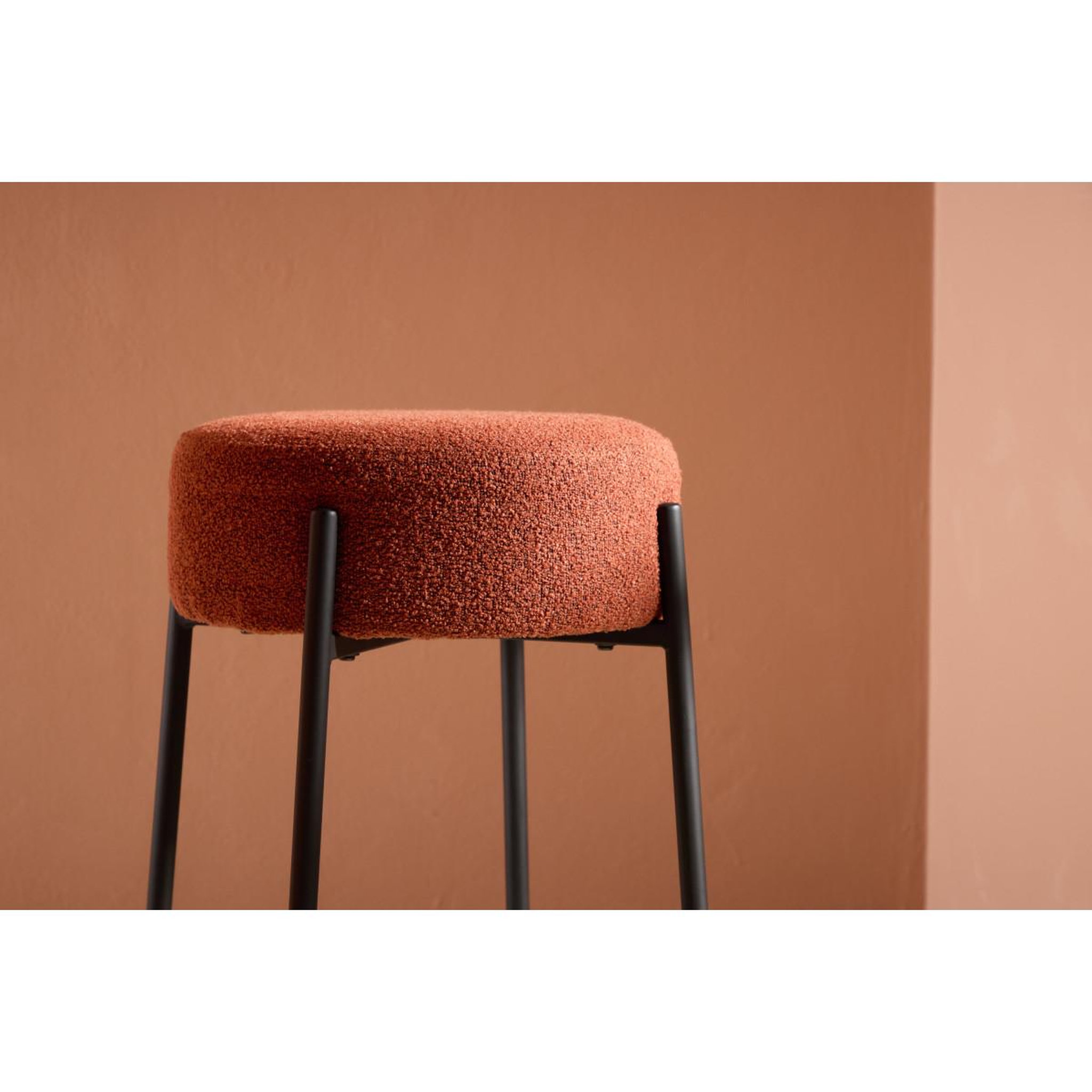 Voir la diapositive 6 : Paris Prix Tabouret de bar bouclette  tucson  60cm rouge