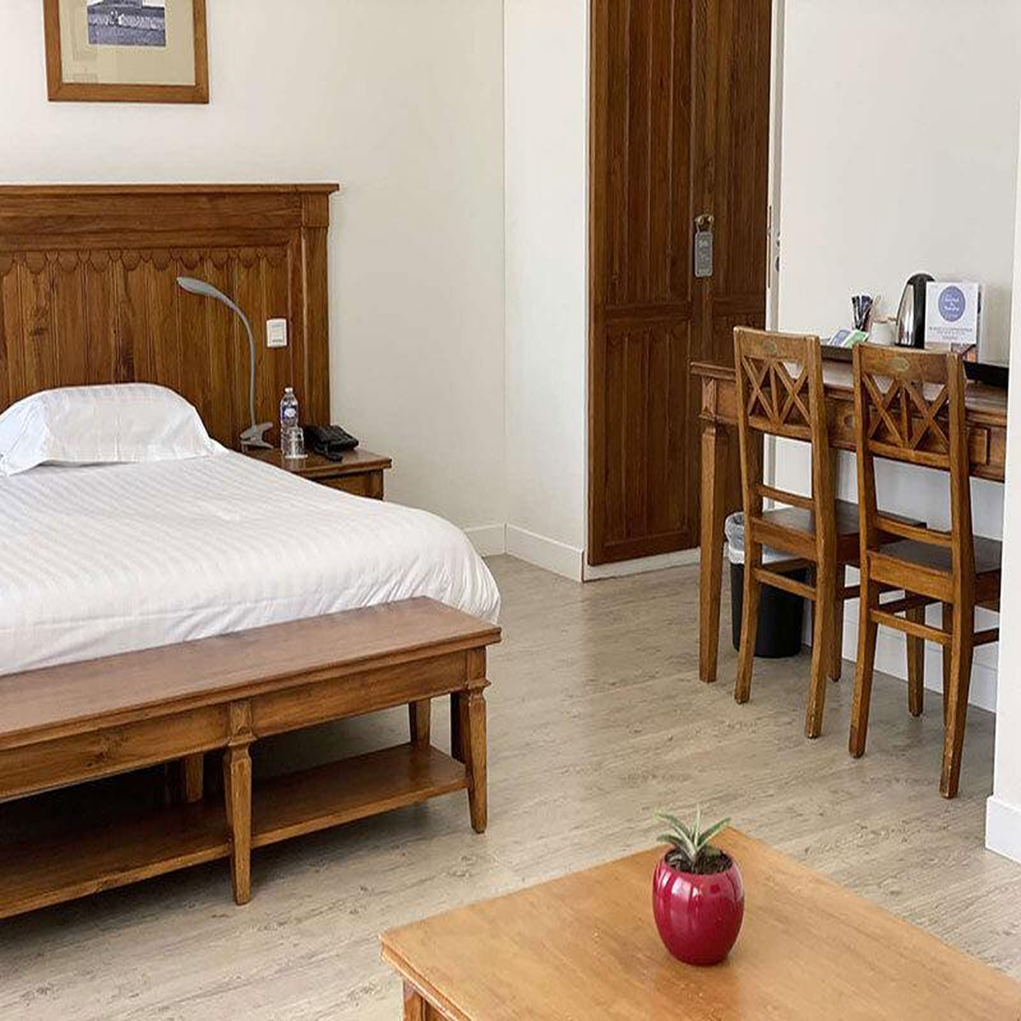Voir la diapositive 2 : Smartbox 2 jours merveilleux à carnac en hôtel 3* avec un délicieux dîner 4 plats - coffret cadeau séjour