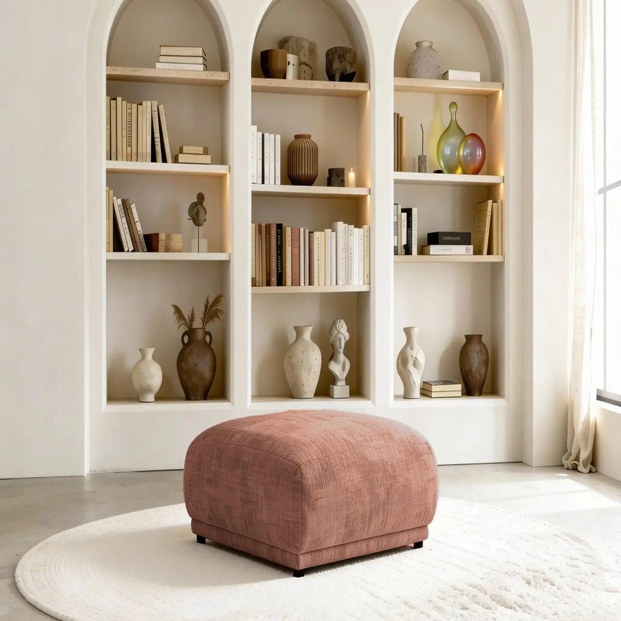 Voir la diapositive 2 : CASANOVA PARIS Rosalie - pouf tissu chenille