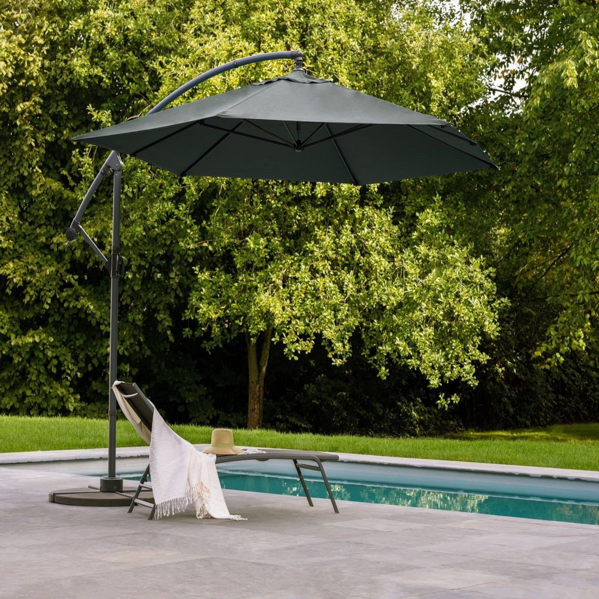 GARDENSTAR Parasol déporté Octogonale  - Aluminium et polyester - 3x4m - Gris