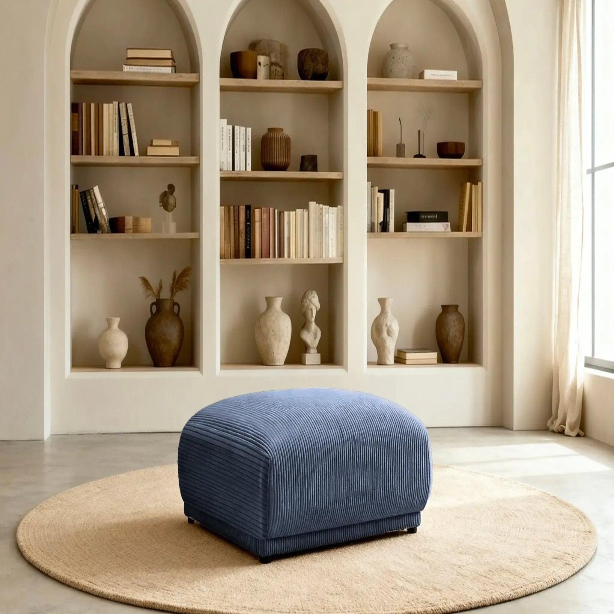 Voir la diapositive 2 : CASANOVA PARIS Rosalie - pouf velours cotelé