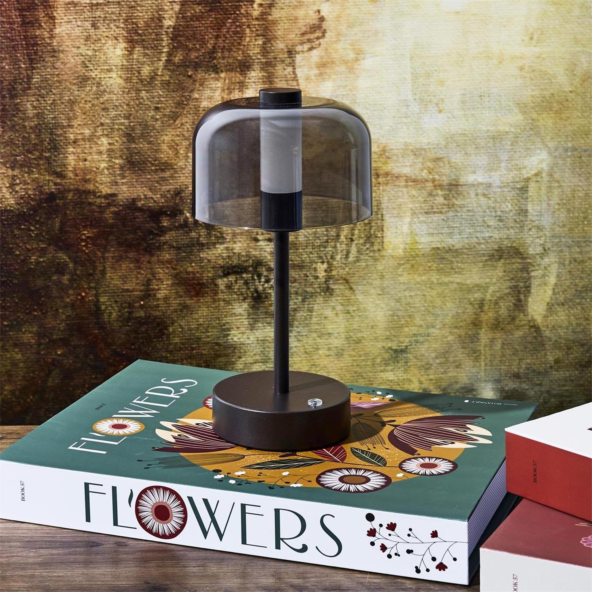 Voir la diapositive 2 : The Home Deco Factory Lampe à poser tactile rechargeable  led  24cm marron