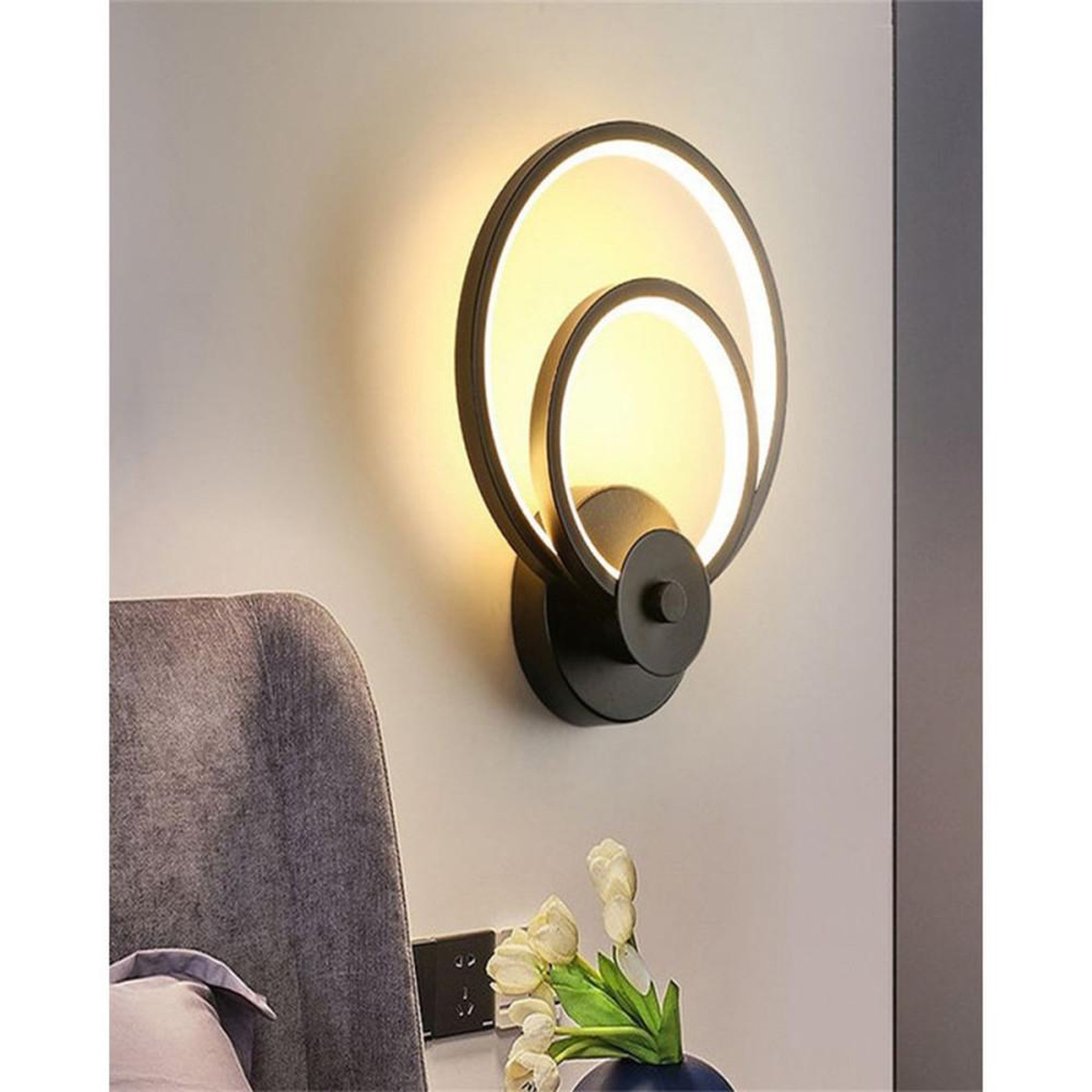 Voir la diapositive 3 : Applique murale LED double anneau noir mat 18 W dimmable, diffuseur acrylique, IP44, 20 x 25 cm