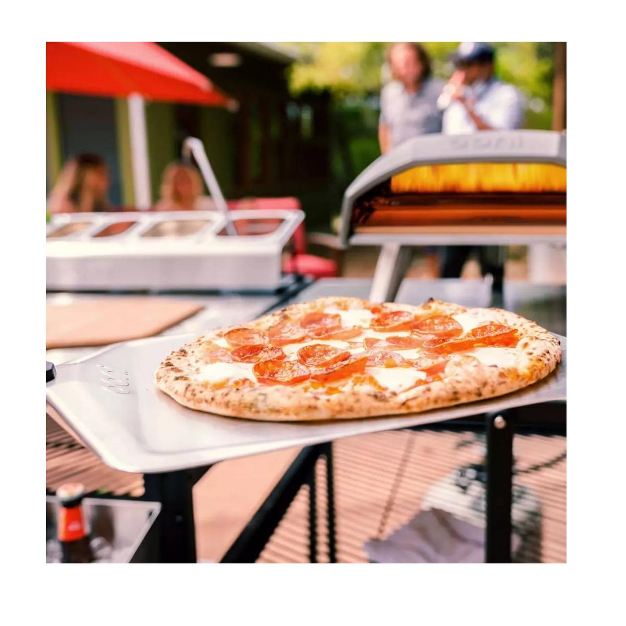 Voir la diapositive 4 : OONI Pelle à pizza 35cm inox - UU-P37E00