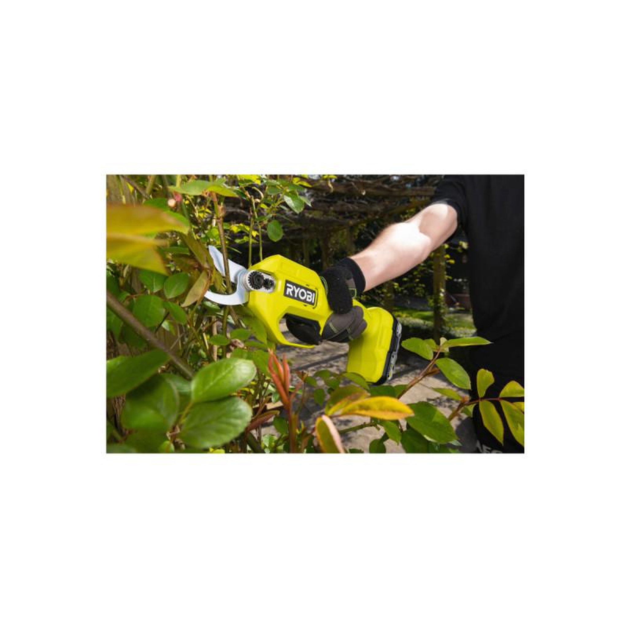 Voir la diapositive 2 : Ryobi Sécateur RYOBI 18V One+ - sans batterie ni chargeur - RY18SCA-0