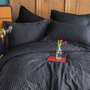 Voir la diapositive 2 : Home collection Parure Housse de couette 3 pcs 240x220 cm 100% satin de coton 82 fils imprimé. Strada black