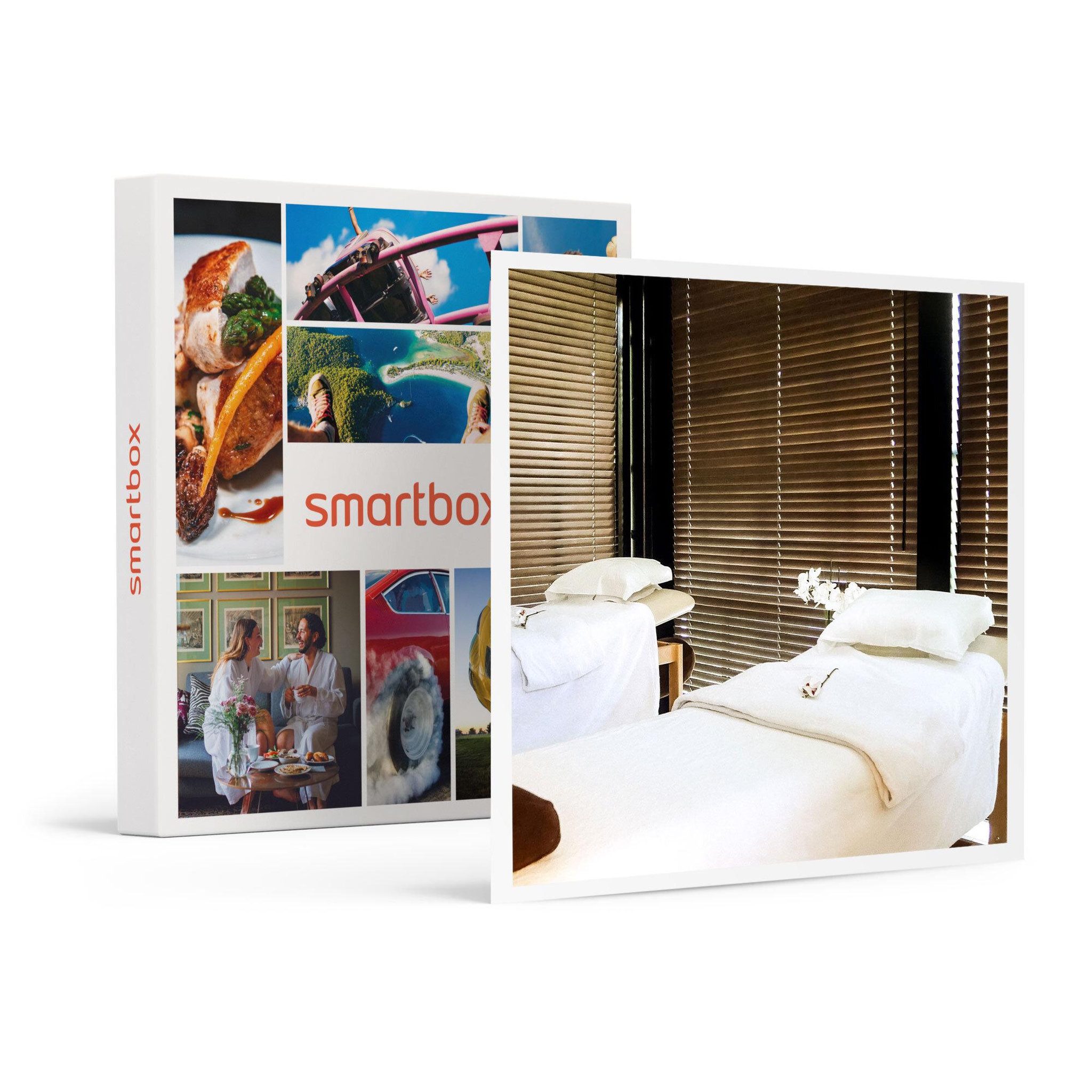 Voir la diapositive 1 : Smartbox 1h d'accès au Spa by Sothys en hôtel 4* avec massage californien pour 2 près de Paris - Coffret Cadeau Bien-être