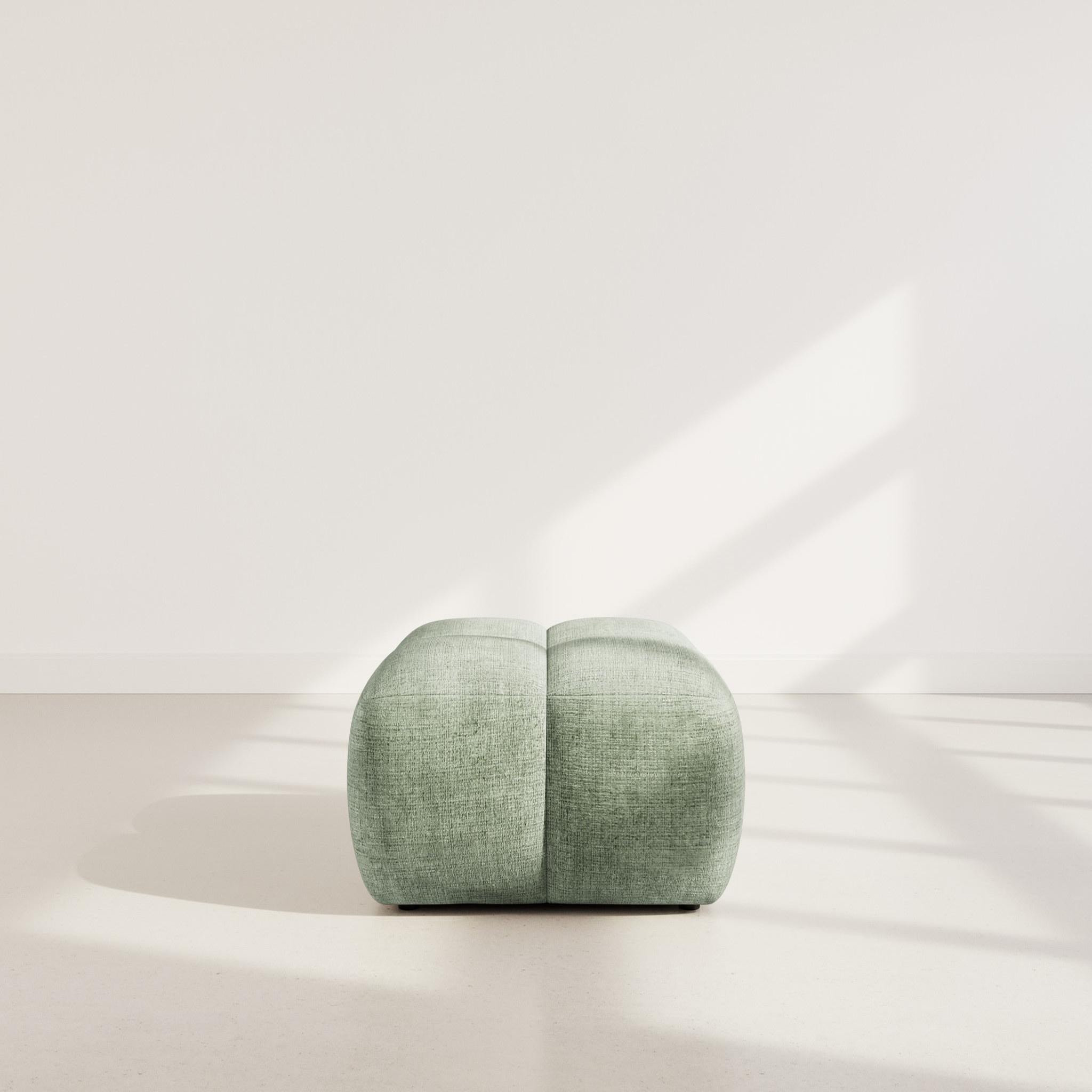 Voir la diapositive 2 : BEST MOBILIER Grace - pouf en velours texturé