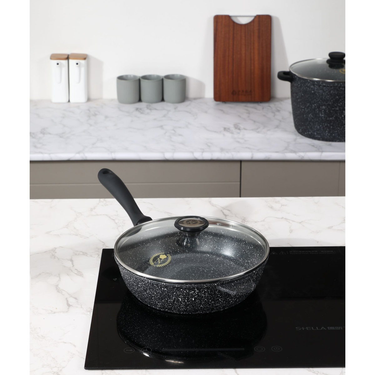 NAPOLEON Sauteuse 28cm en fonte d'aluminium