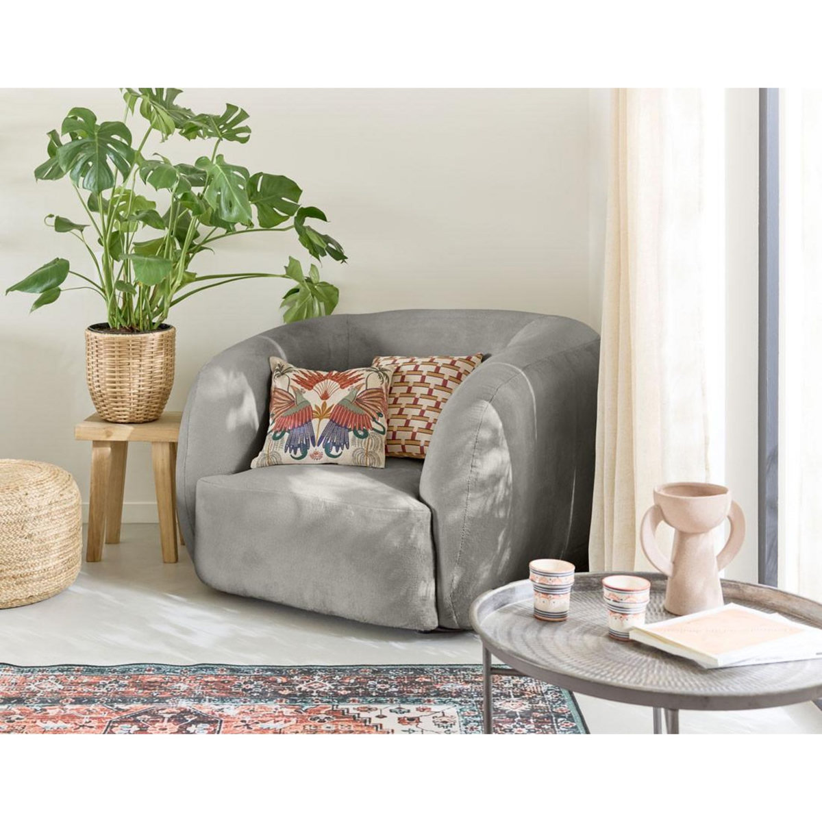 LISA DESIGN Ernee - fauteuil cocon - en velours