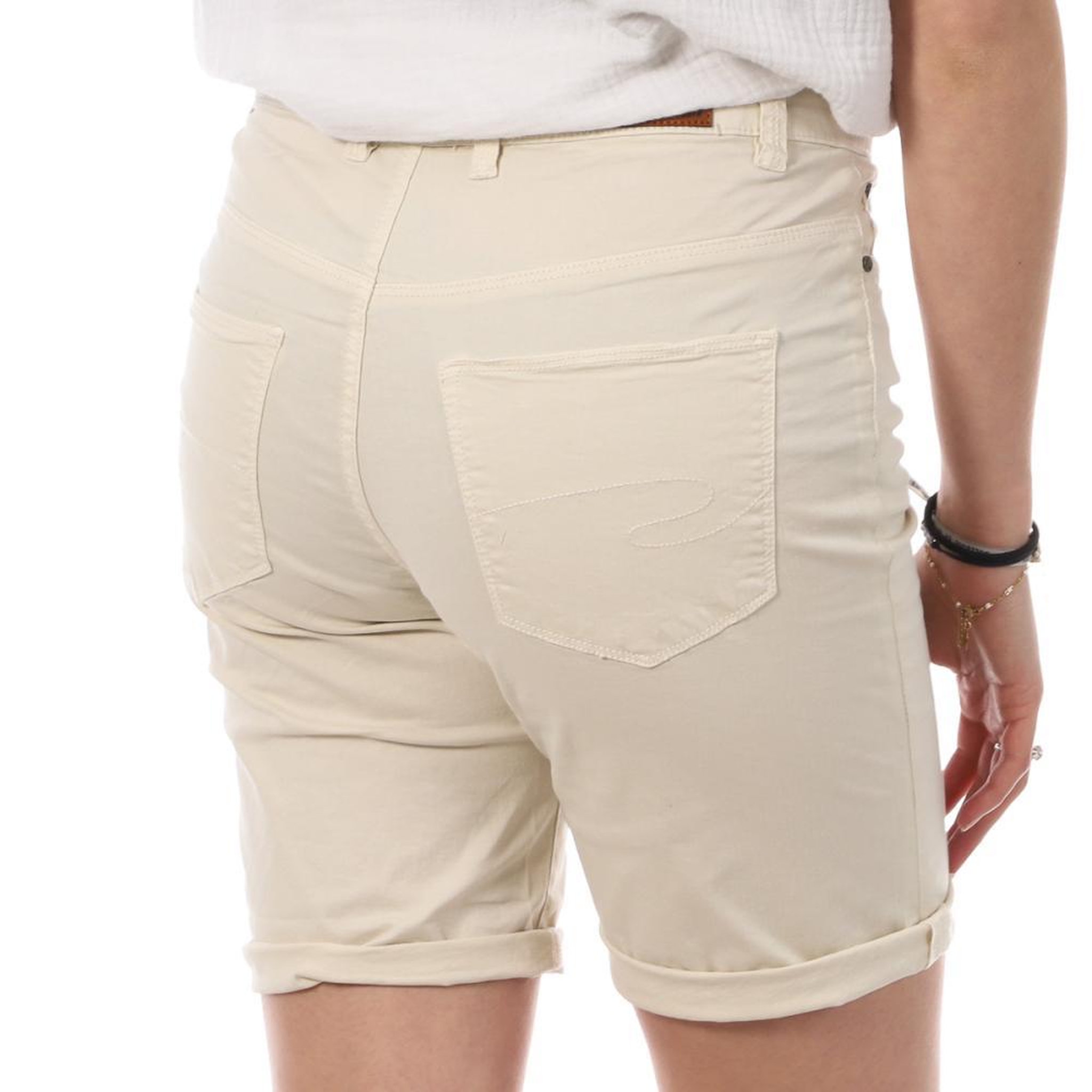 Voir la diapositive 2 : Lee Cooper Bermuda Écru Femme Lee Cooper Wopara