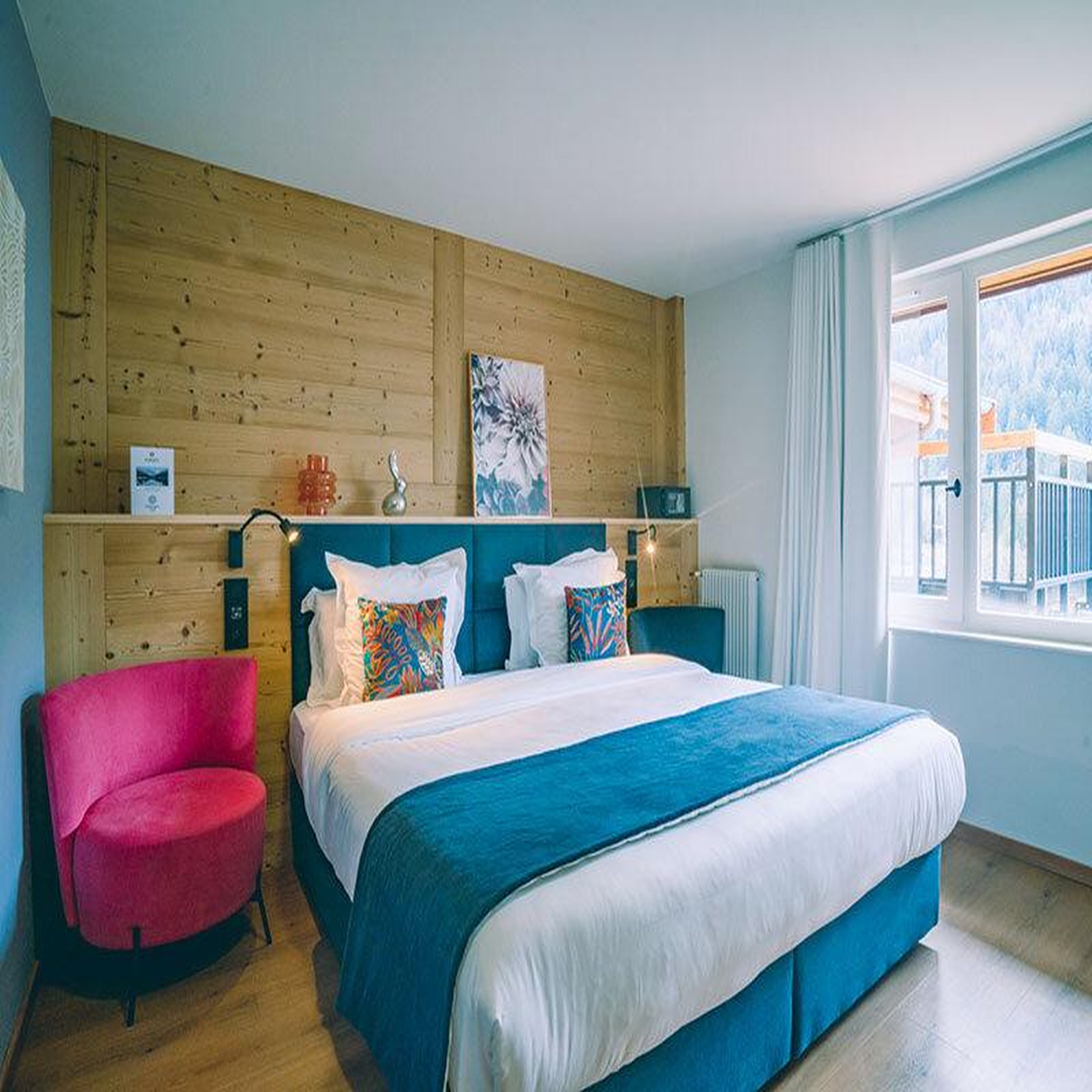 Voir la diapositive 3 : Smartbox Séjour de 2 jours en suite avec accès illimité au spa en hôtel 4* au cœur des alpes - coffret cadeau séjour