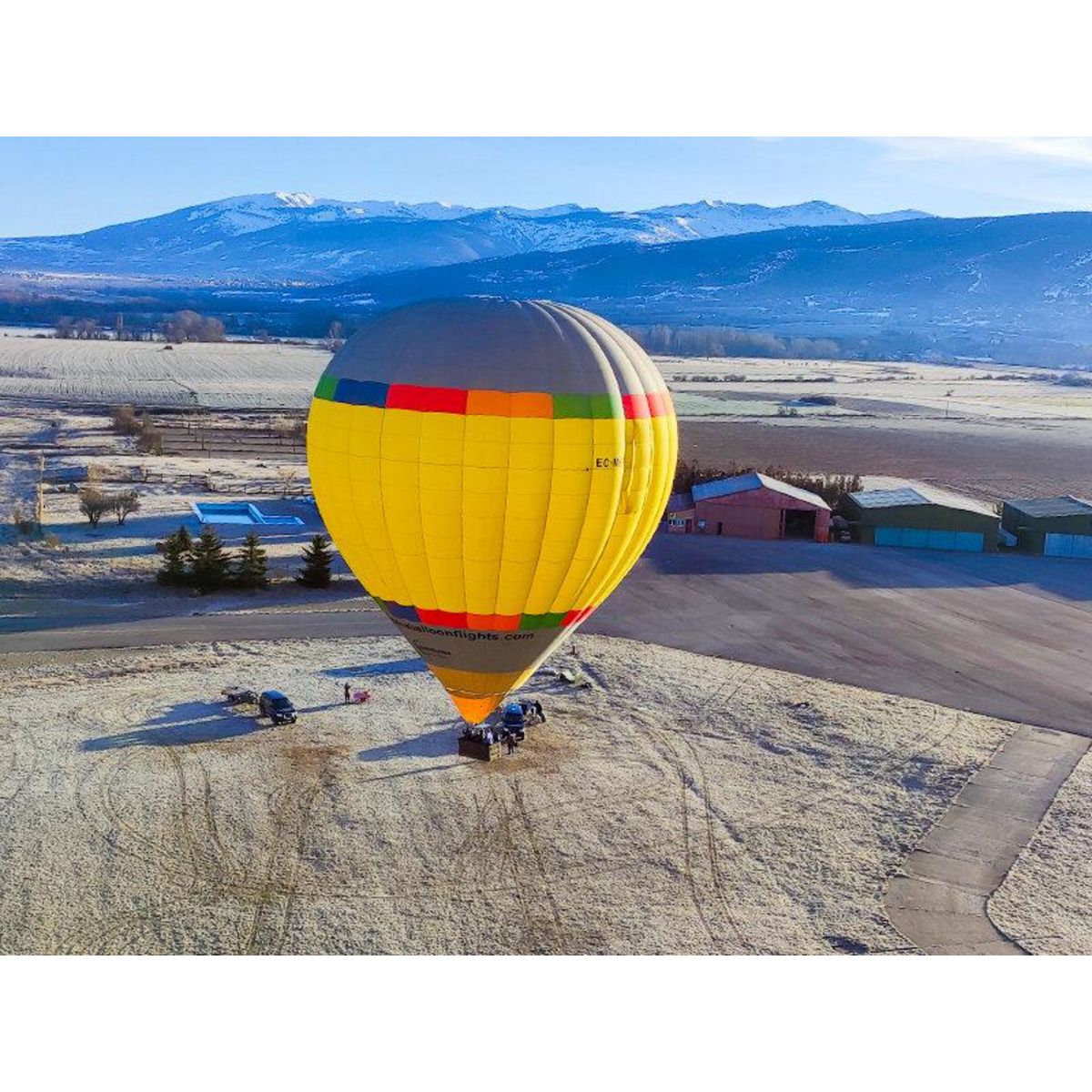 Smartbox Vol en montgolfière au-dessus de la Cerdagne en semaine - Coffret Cadeau Sport & Aventure