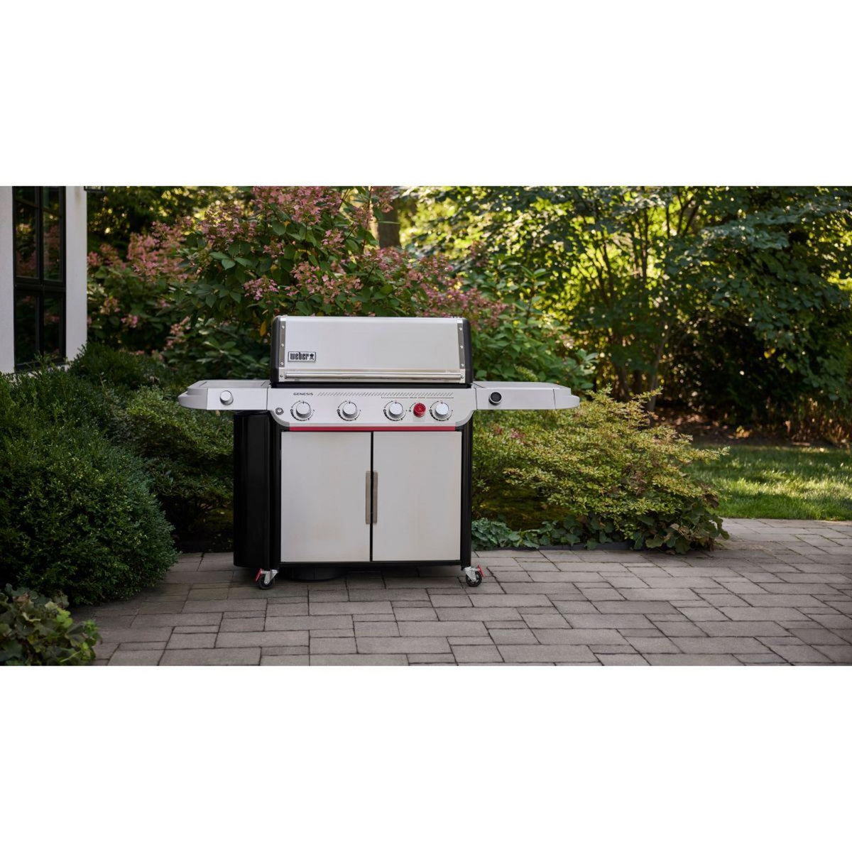 Weber Barbecue gaz Genesis SP-435 4 brûleurs réchaud latéral thermomètre digital sur chariot, 86x48 cm