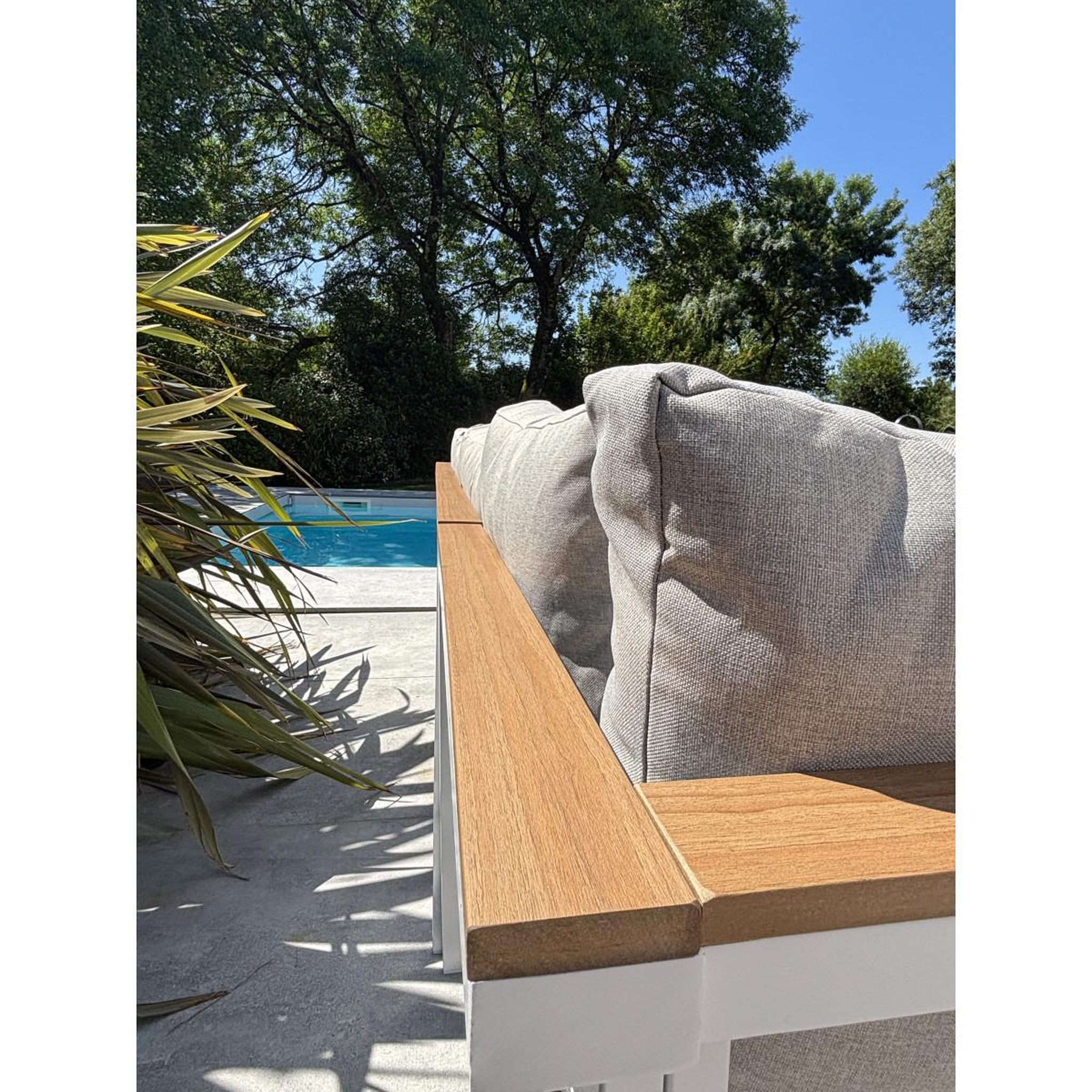Voir la diapositive 4 : Paris Prix Ensemble repas de jardin 9 places  majari  150cm blanc