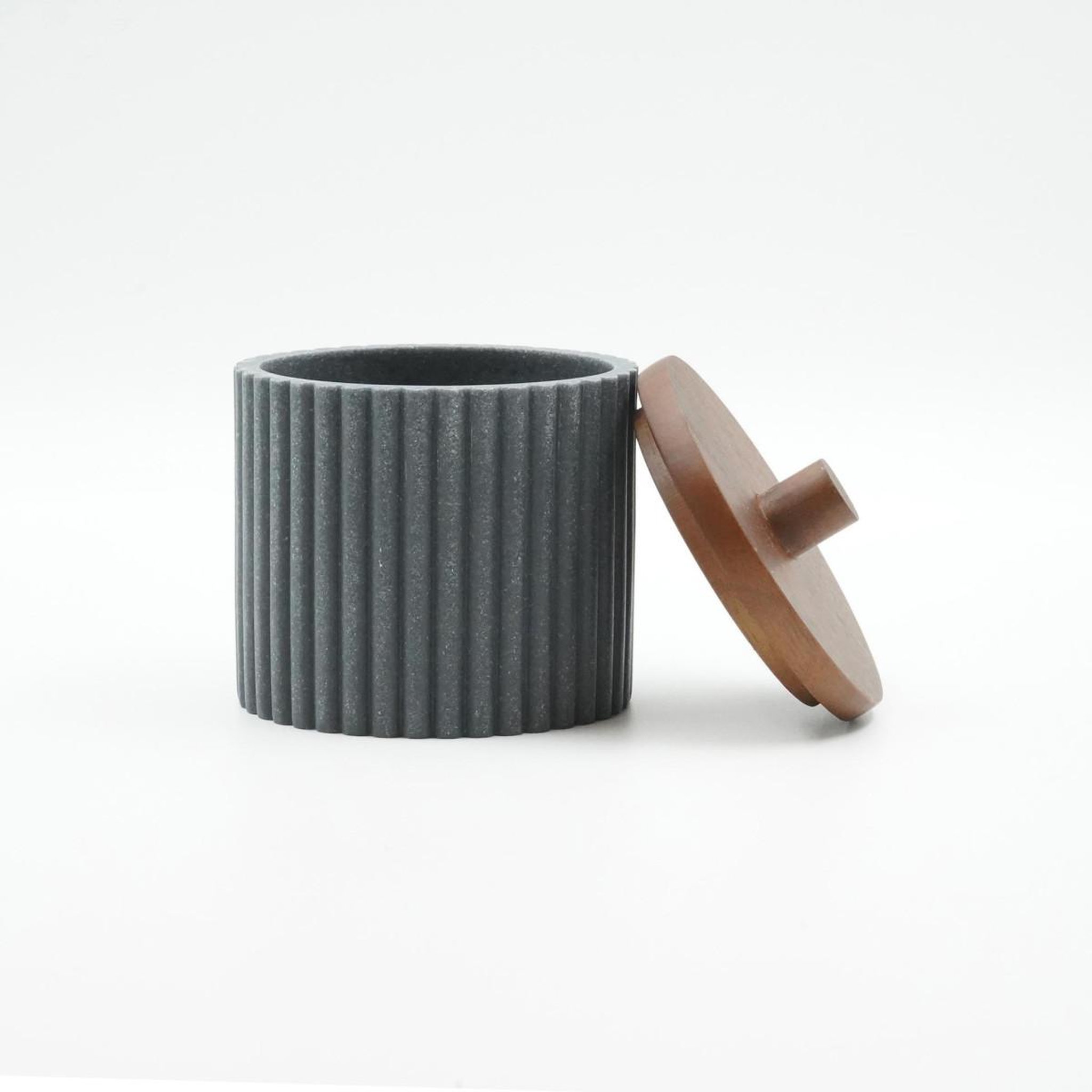 Voir la diapositive 2 : Douceur d'Intérieur Pot à cotons design  niagara  10cm anthracite