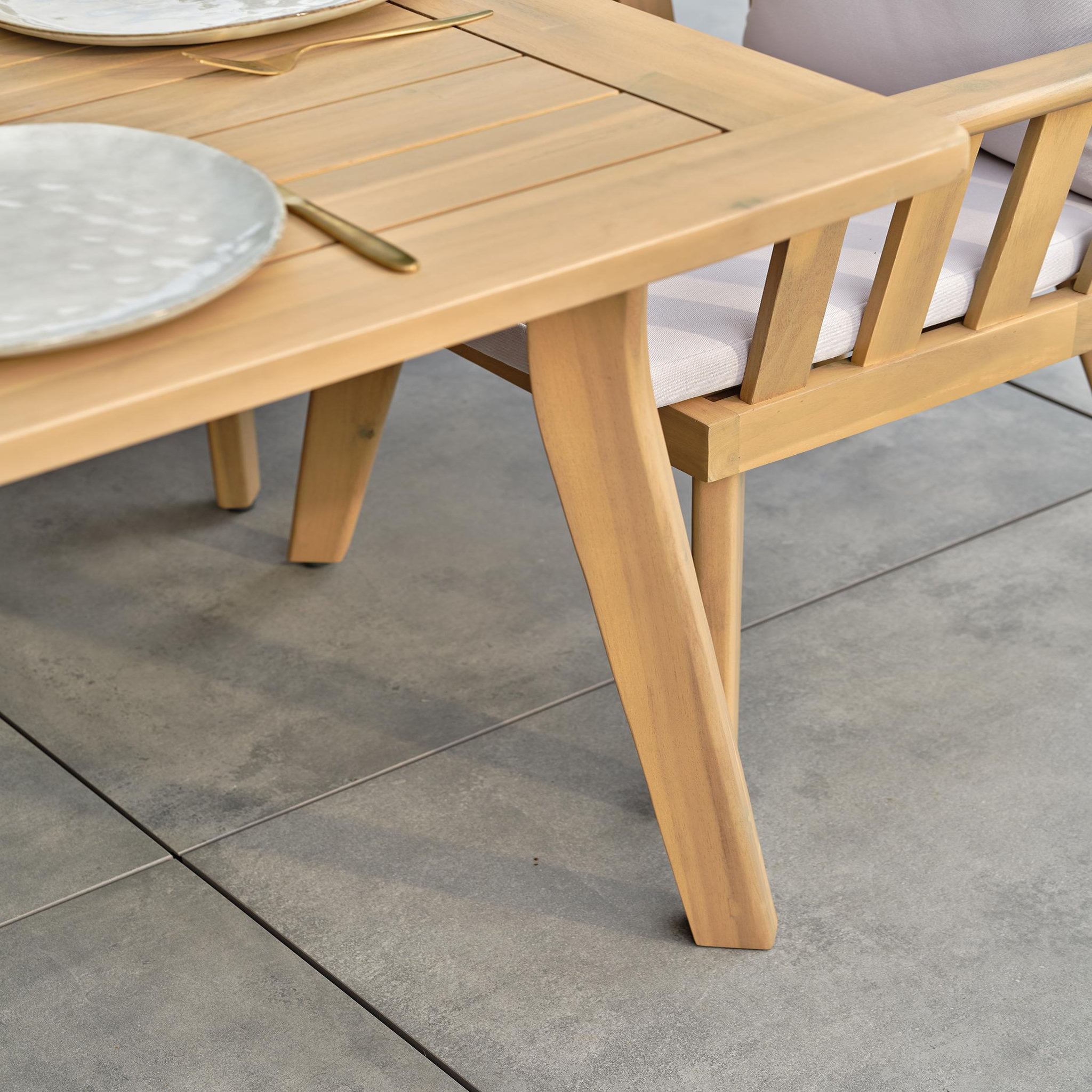 Voir la diapositive 5 : DCB GARDEN Ensemble repas de jardin en acacia (8 places)