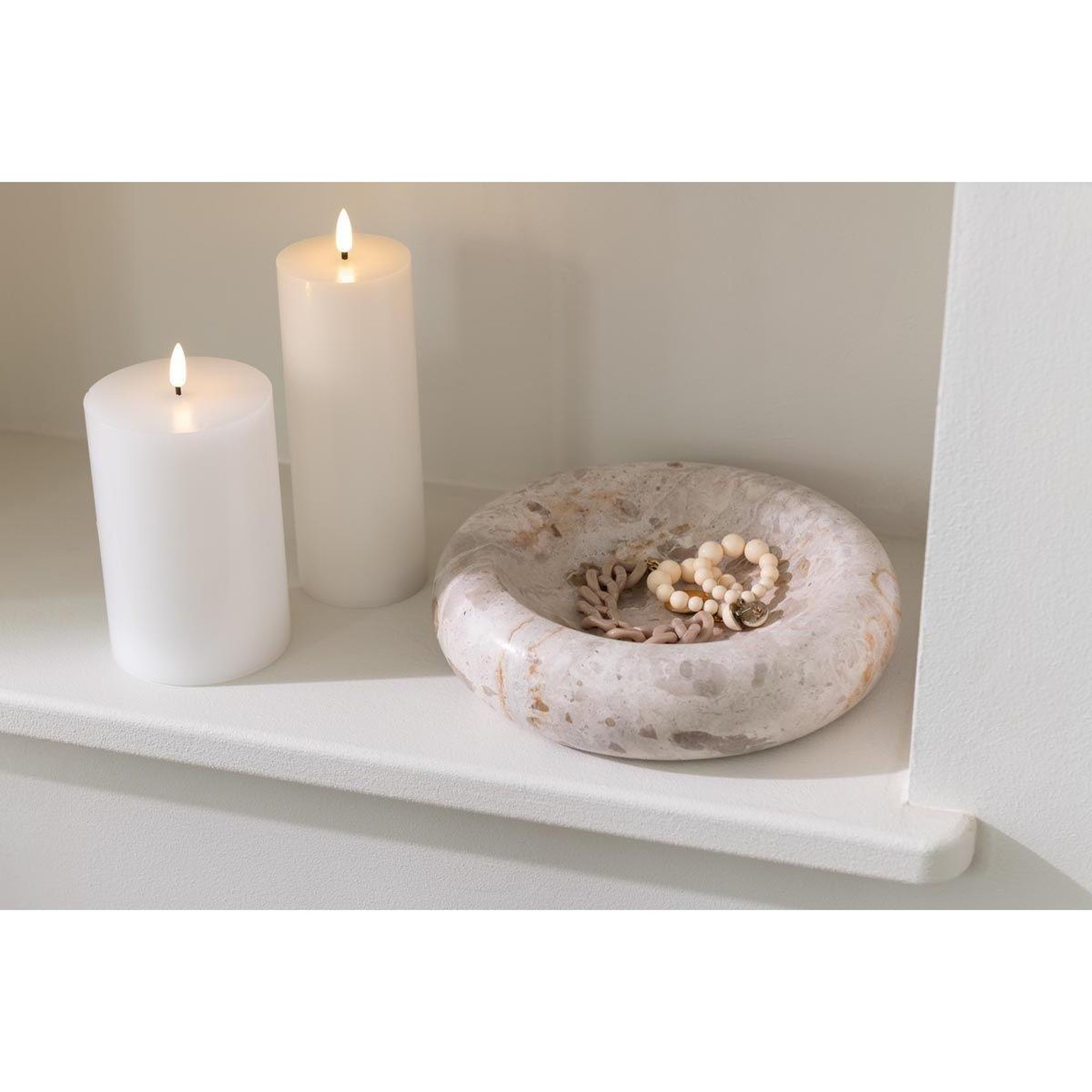 Voir la diapositive 3 : J-LINE Vide-poche en marbre  bali  25cm beige