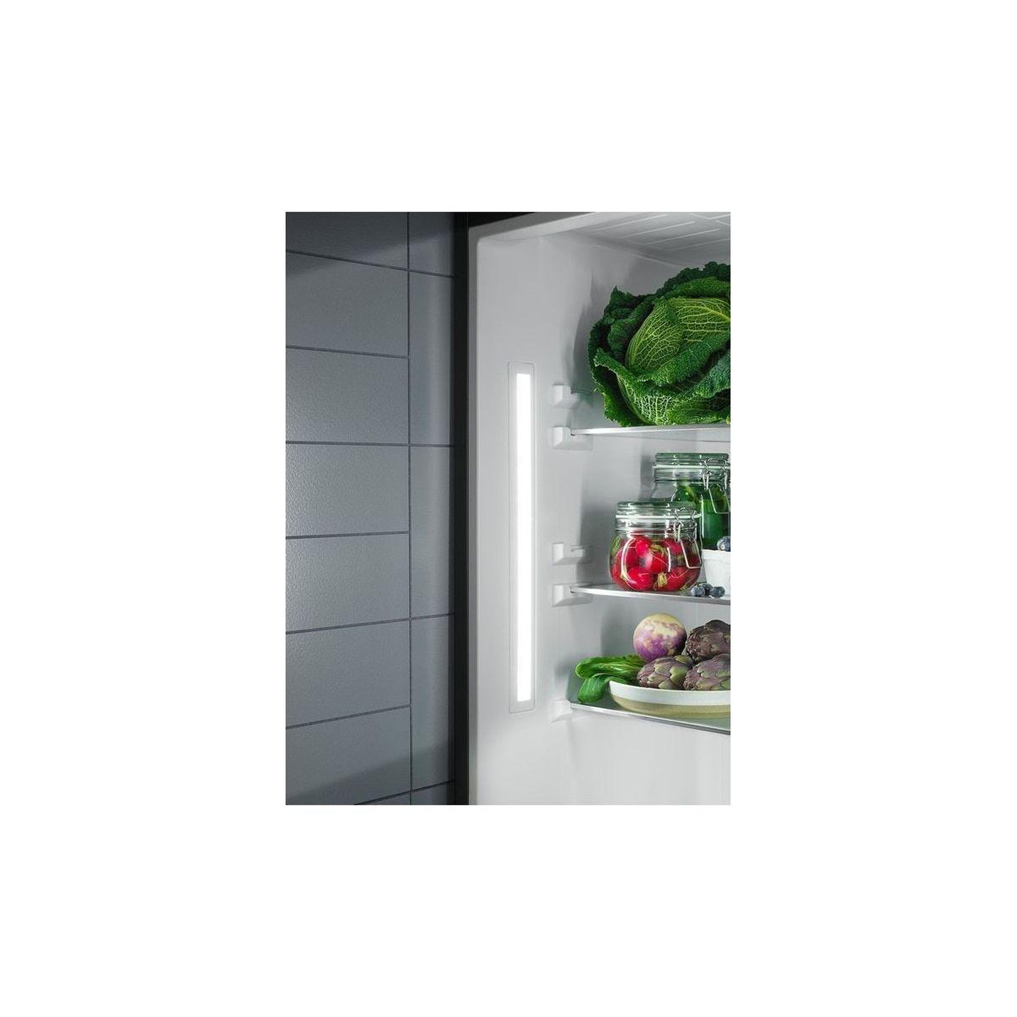 Voir la diapositive 2 : ELECTROLUX Réfrigérateur 1 porte encastrable LRB3AE12S