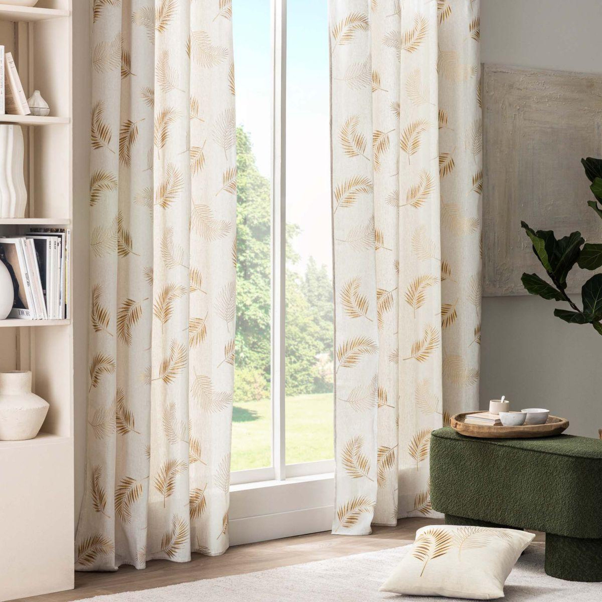 Voir la diapositive 4 : Douceur d'Intérieur Coussin déco  isadora  45x45cm beige & ocre