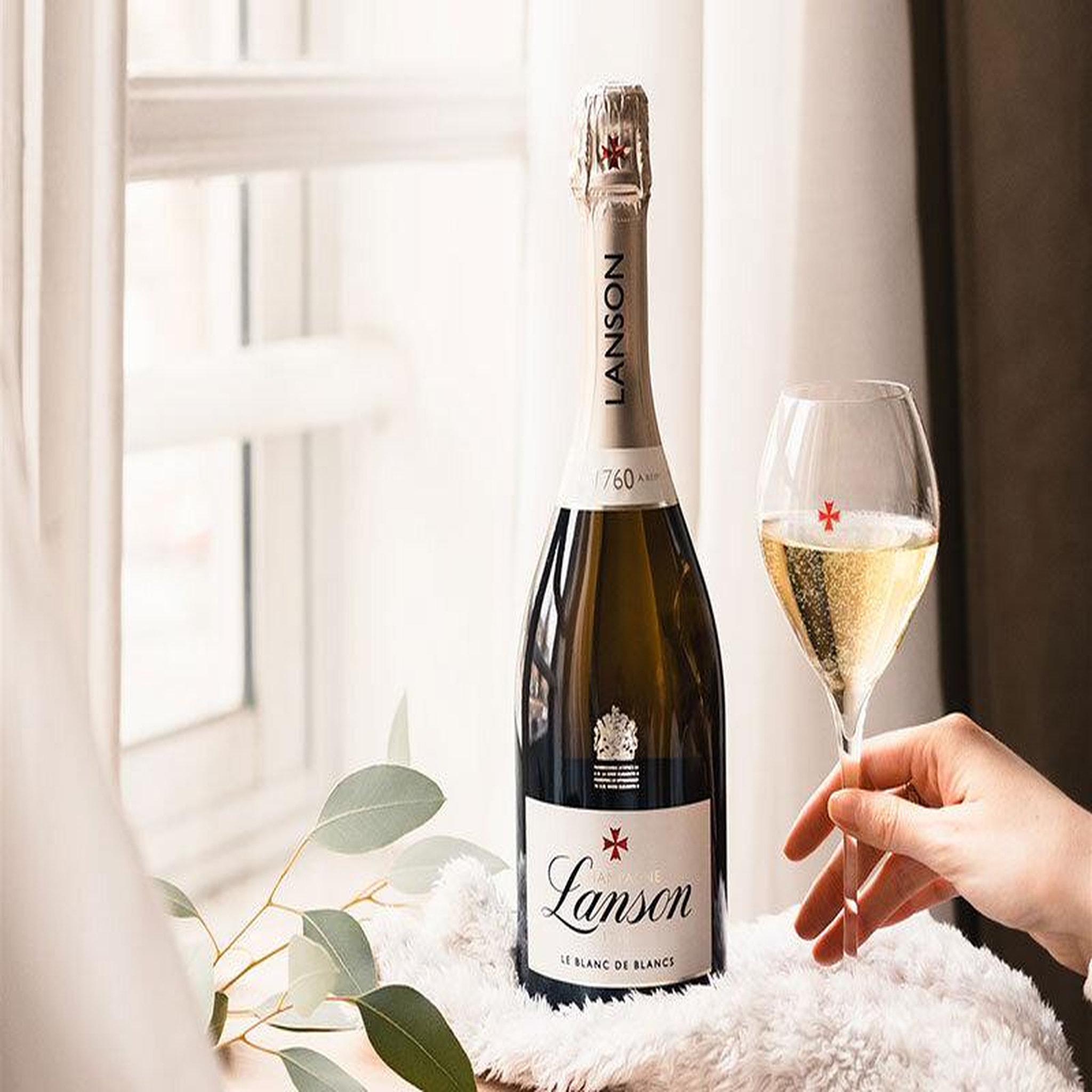 Voir la diapositive 3 : Smartbox Coffret de 2 bouteilles d'exception de champagne Lanson - Coffret Cadeau Gastronomie