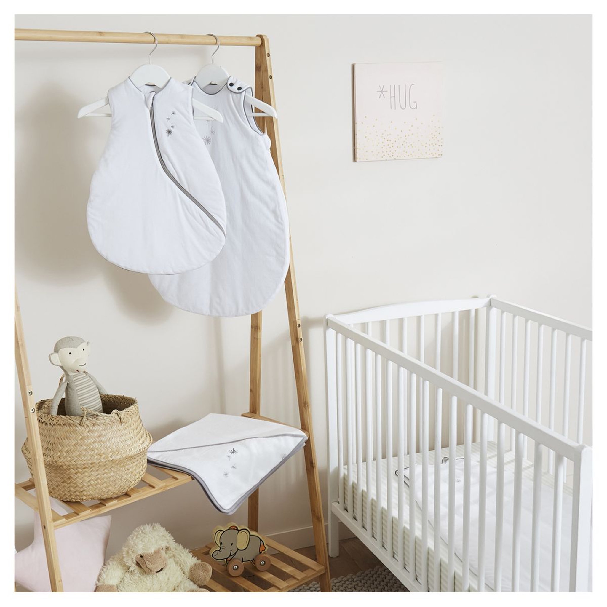 Voir la diapositive 4 : Babycalin Cape de bain 70x70cm jeune pousse 100% coton bio 