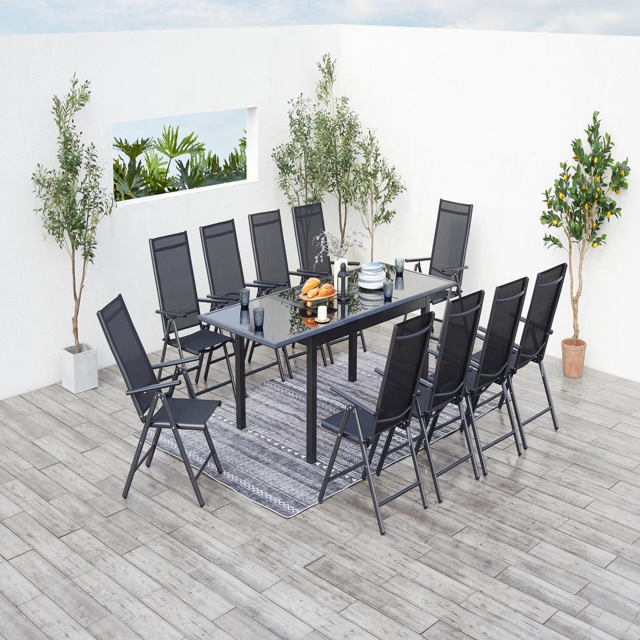 Voir la diapositive 2 : CONCEPT USINE Table de jardin et 10 chaises en aluminium gris ravenne