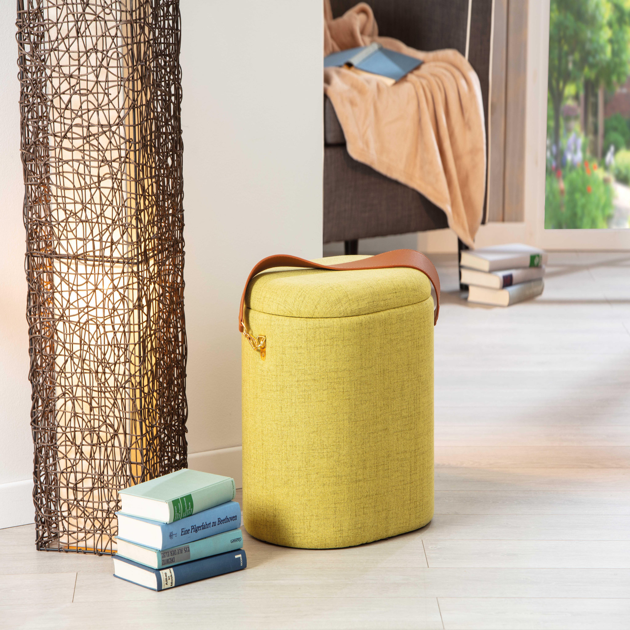 Voir la diapositive 4 : INTERLINK Tabouret DILIA