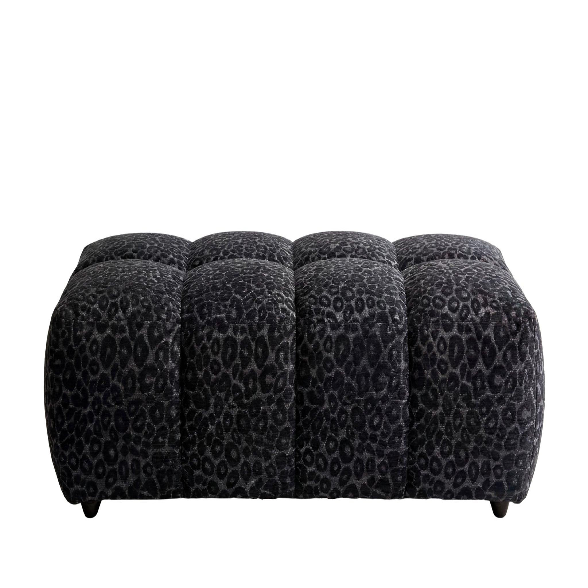 Voir la diapositive 1 : CASANOVA PARIS Alexia - pouf en tissu imprimé animalier 120x60x40