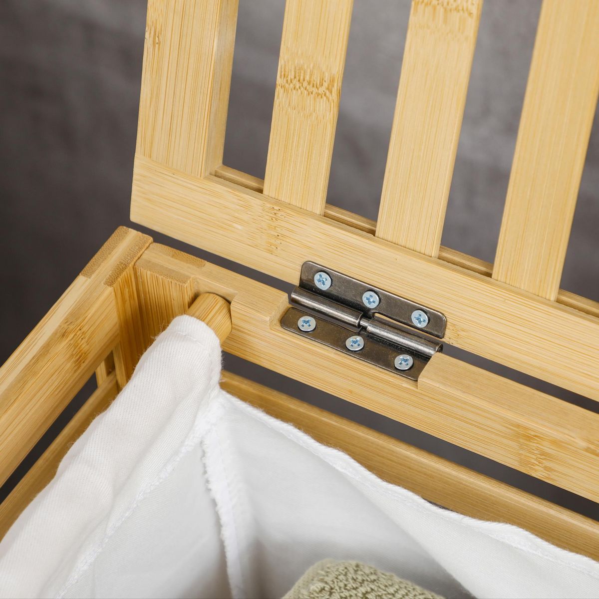 HOMCOM Panier à linge - sac en tissu amovible, couvercle - dim. 50L x 36l x 60H - bois bambou verni