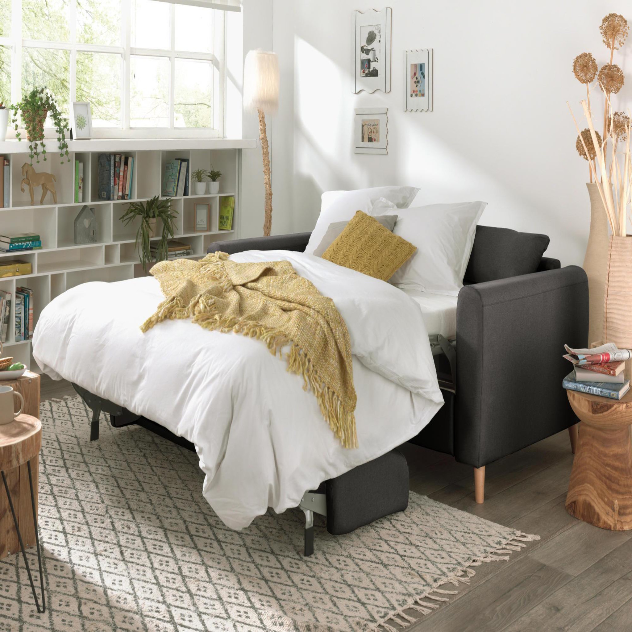 Voir la diapositive 4 : LISA DESIGN Timo - canapé 3 places convertible express couchage quotidien 140 cm matelas 12 cm en tissu