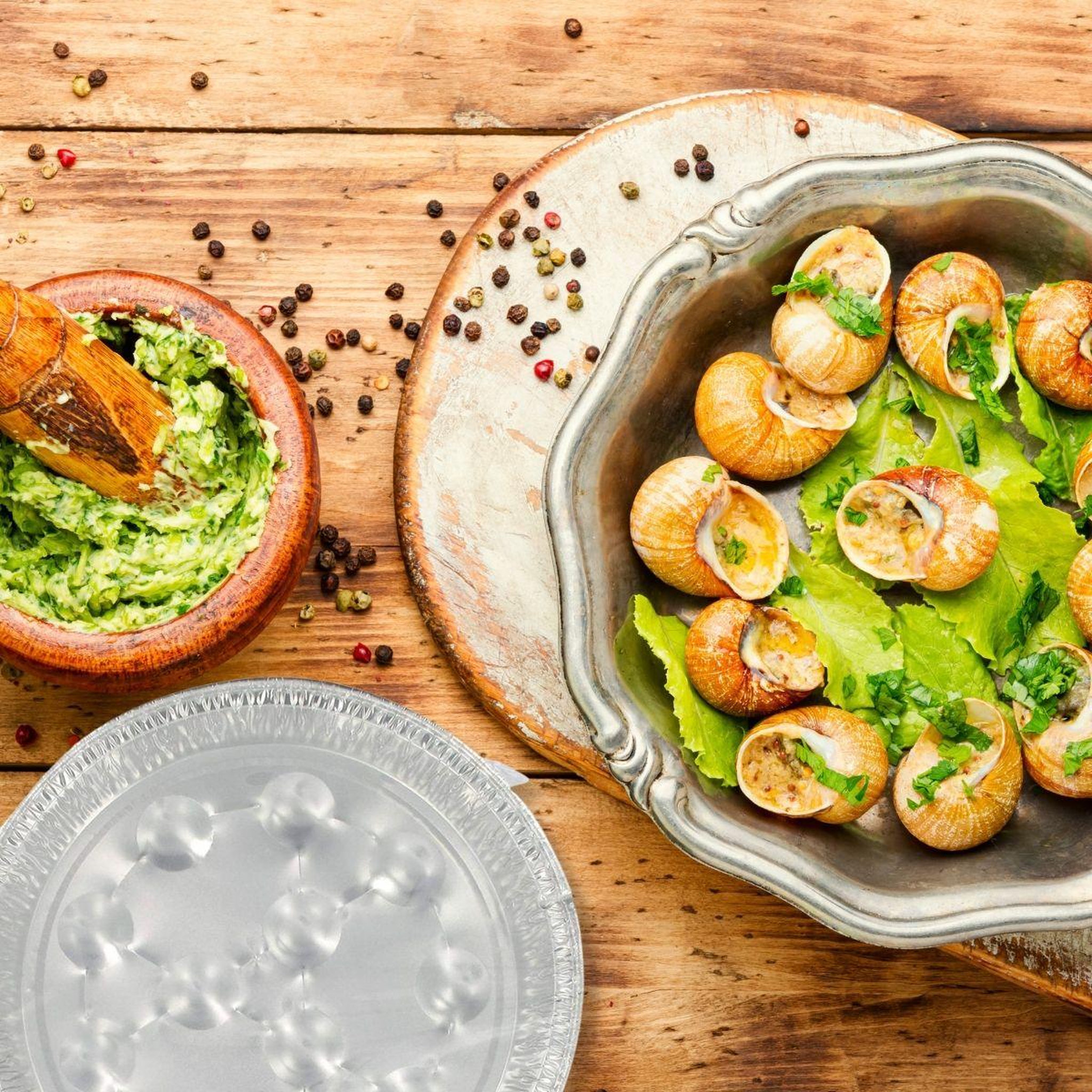 Voir la diapositive 2 : Fackelmann Lot de 2 packs de 10 plats à escargots en aluminium 17,5 cm Fackelmann