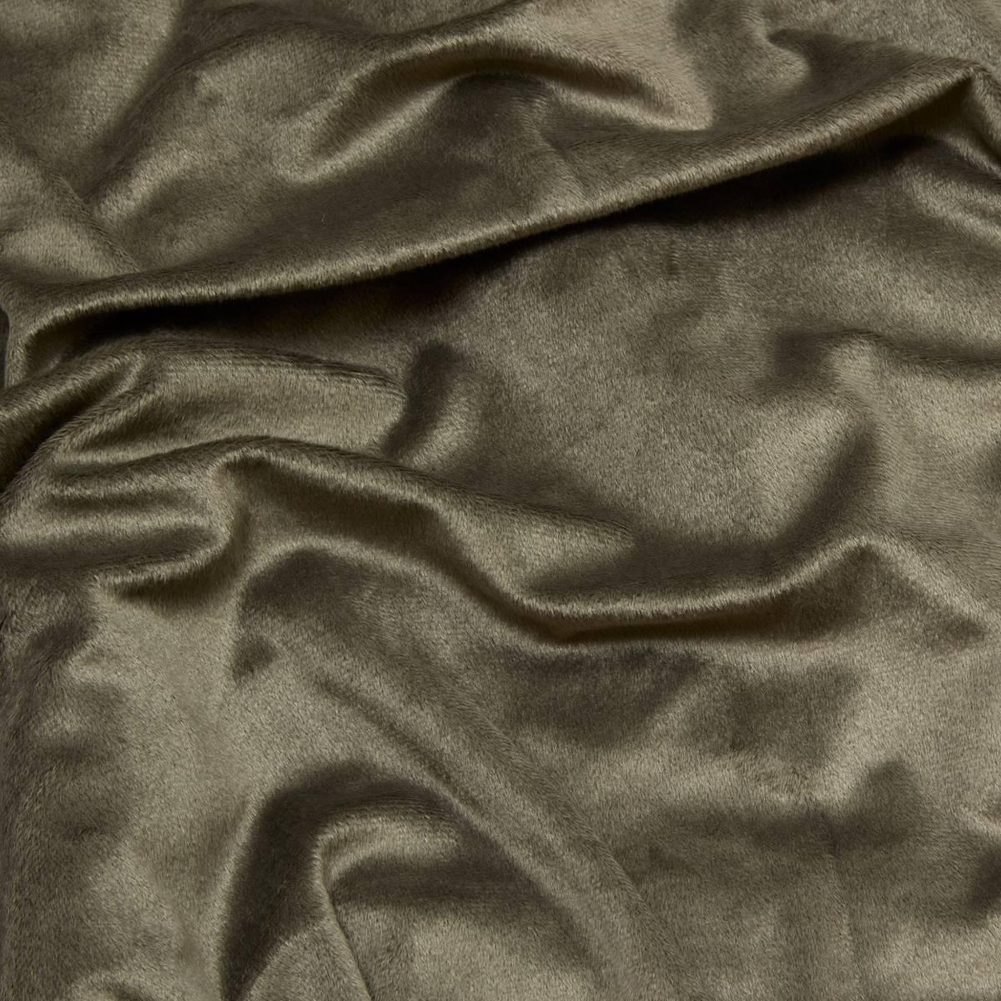 Voir la diapositive 5 : ATMOSPHERA Plaid imitation fourrure  nyero  120x160cm kaki