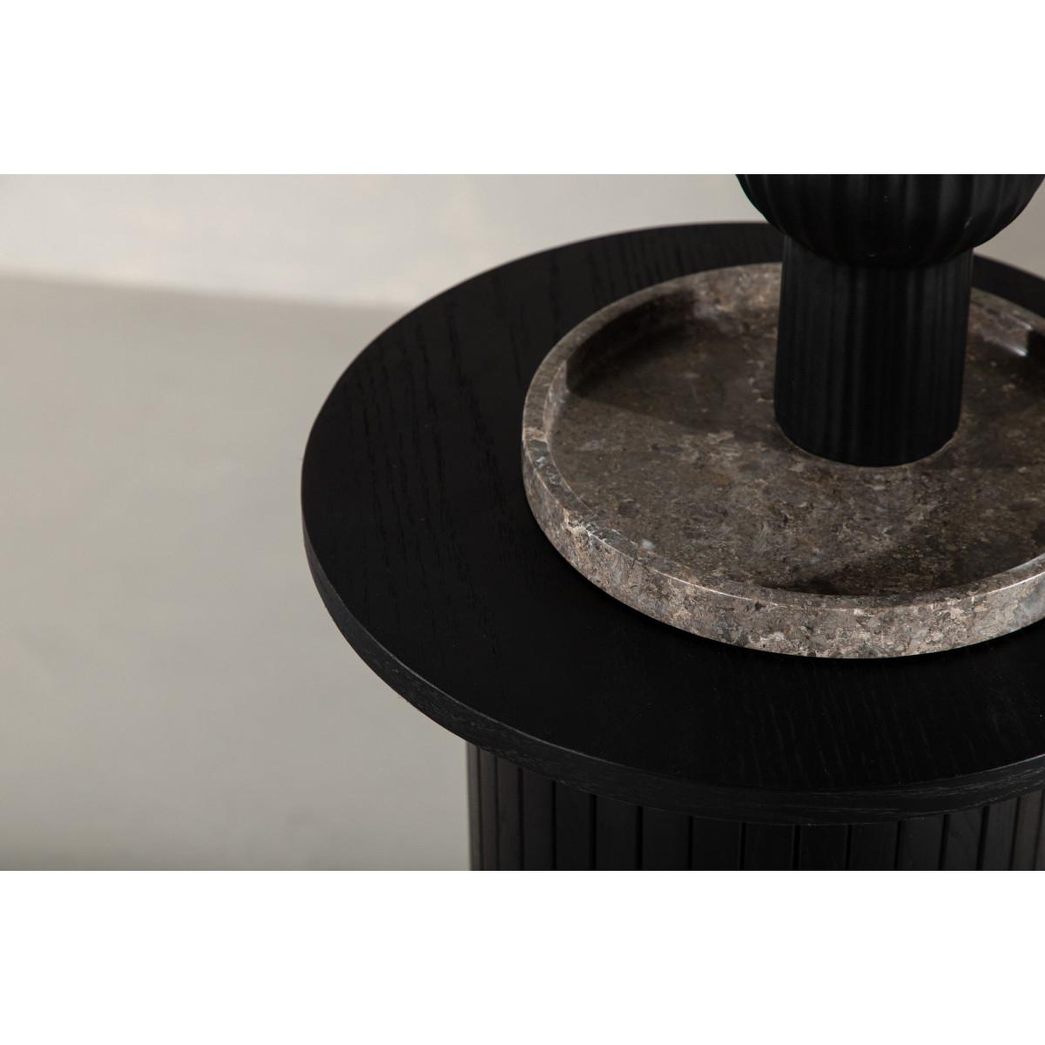 Voir la diapositive 5 : Paris Prix Table d'appoint design nervuré  bianca  65cm noir