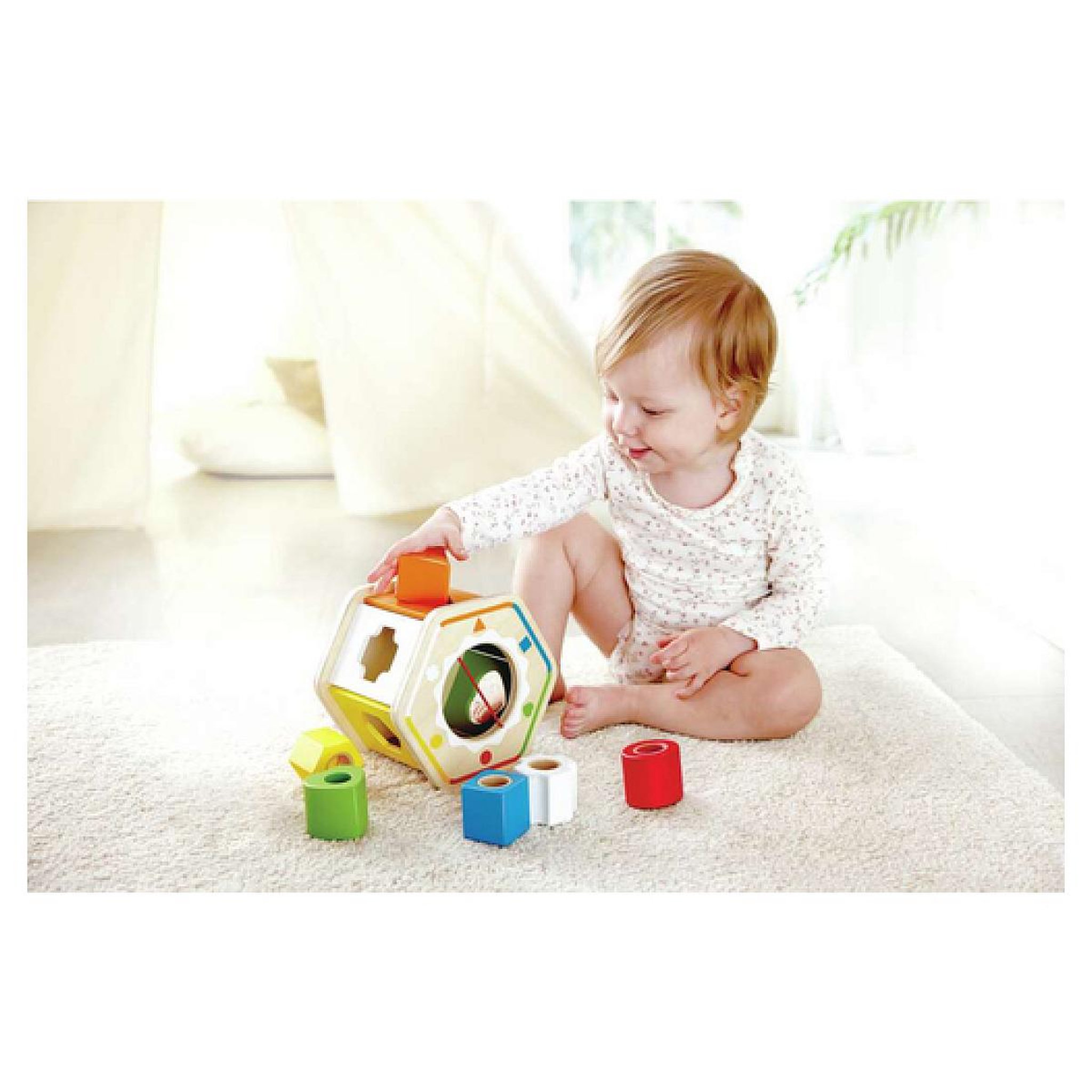Voir la diapositive 3 : Hape Trieur de formes et couleurs en bois