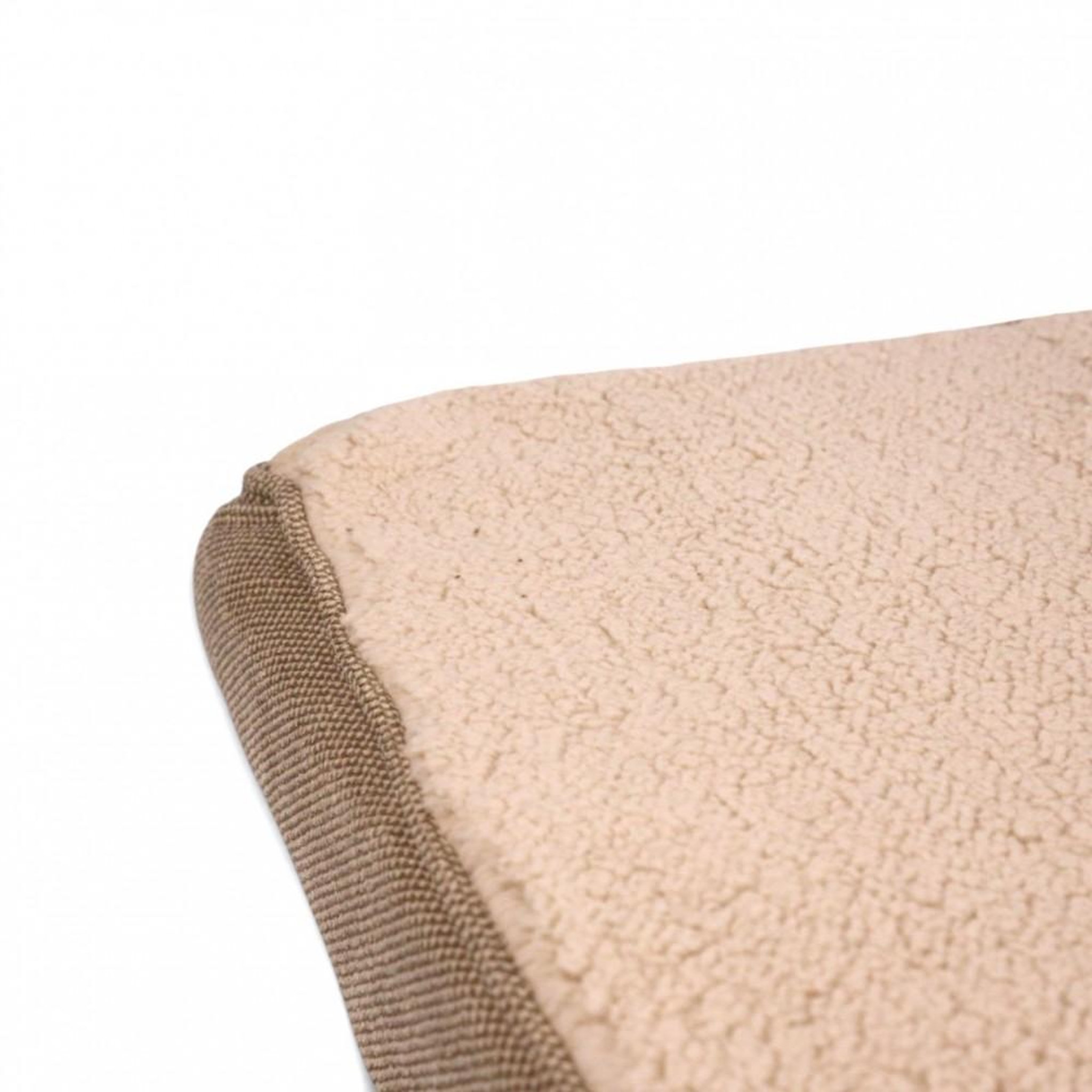 Voir la diapositive 5 : MON AMI LUKI Matelas antidérapant tissus - dessus mouton pour chien