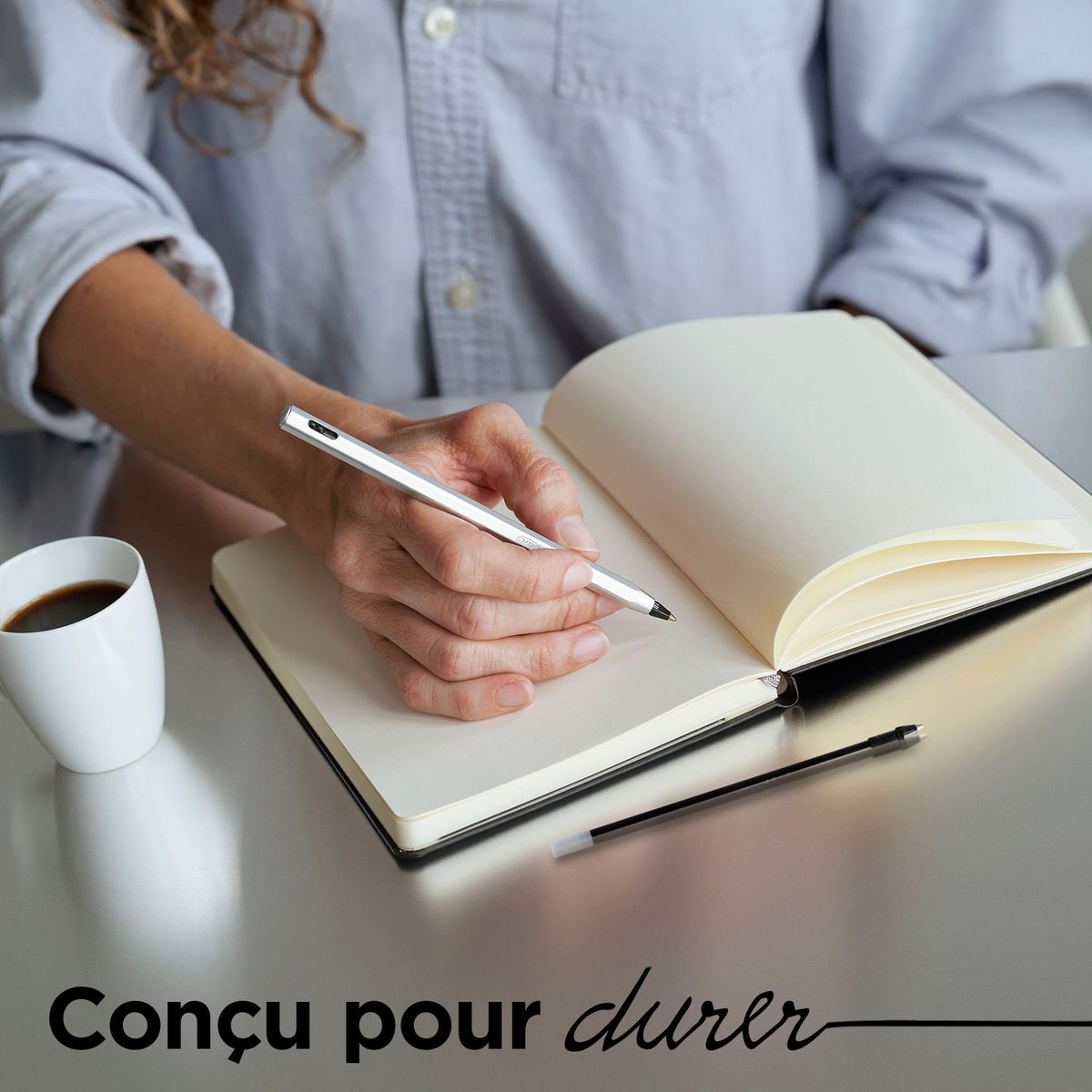 BIC Lot de 1 stylo bille métal rechargeable pointe moyenne 1.0mm + 2 recharges CRISTAL RE NEW bleu