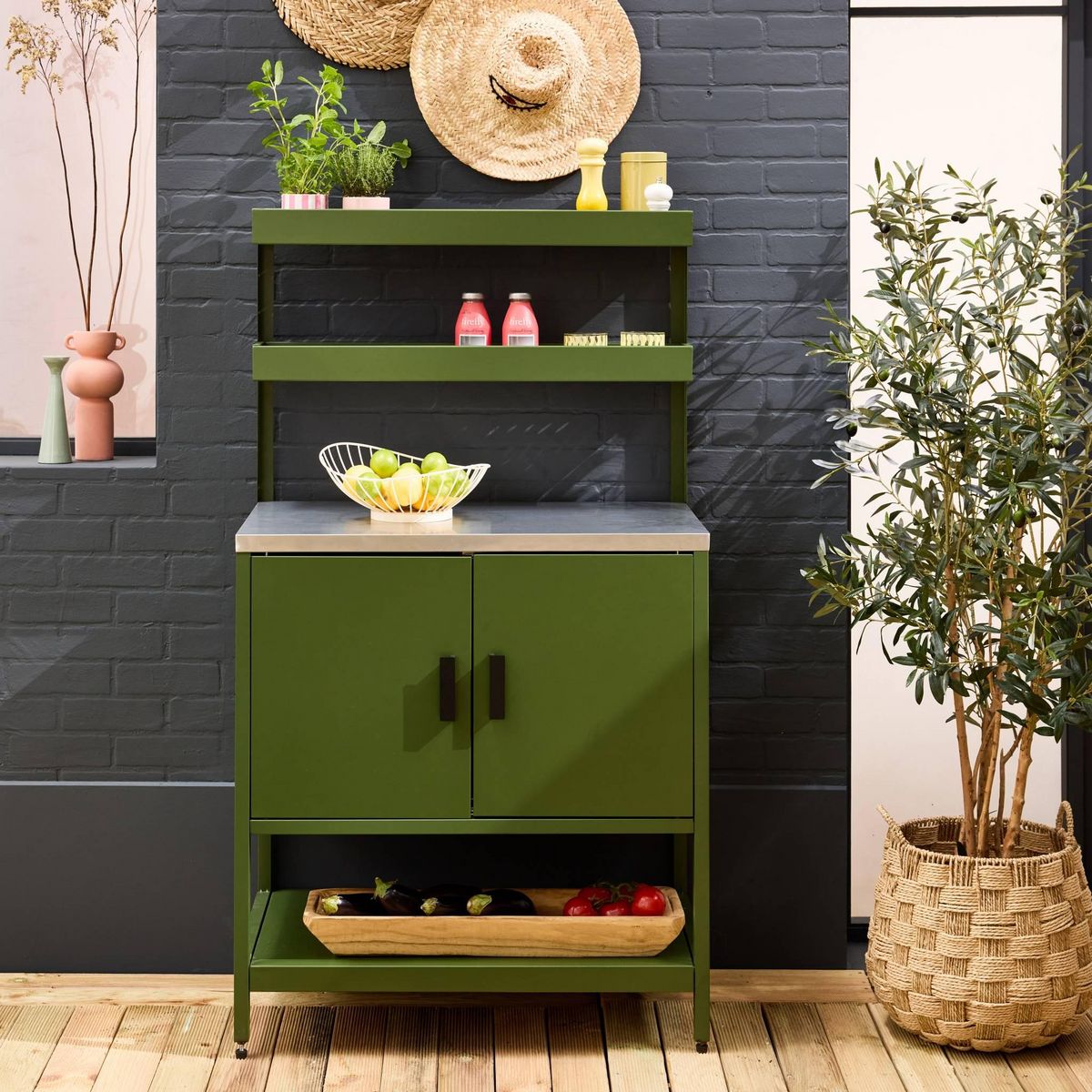 SWEEEK Cuisine extérieure en acier avec 2 étagères suspendues et 2 portes L80cm