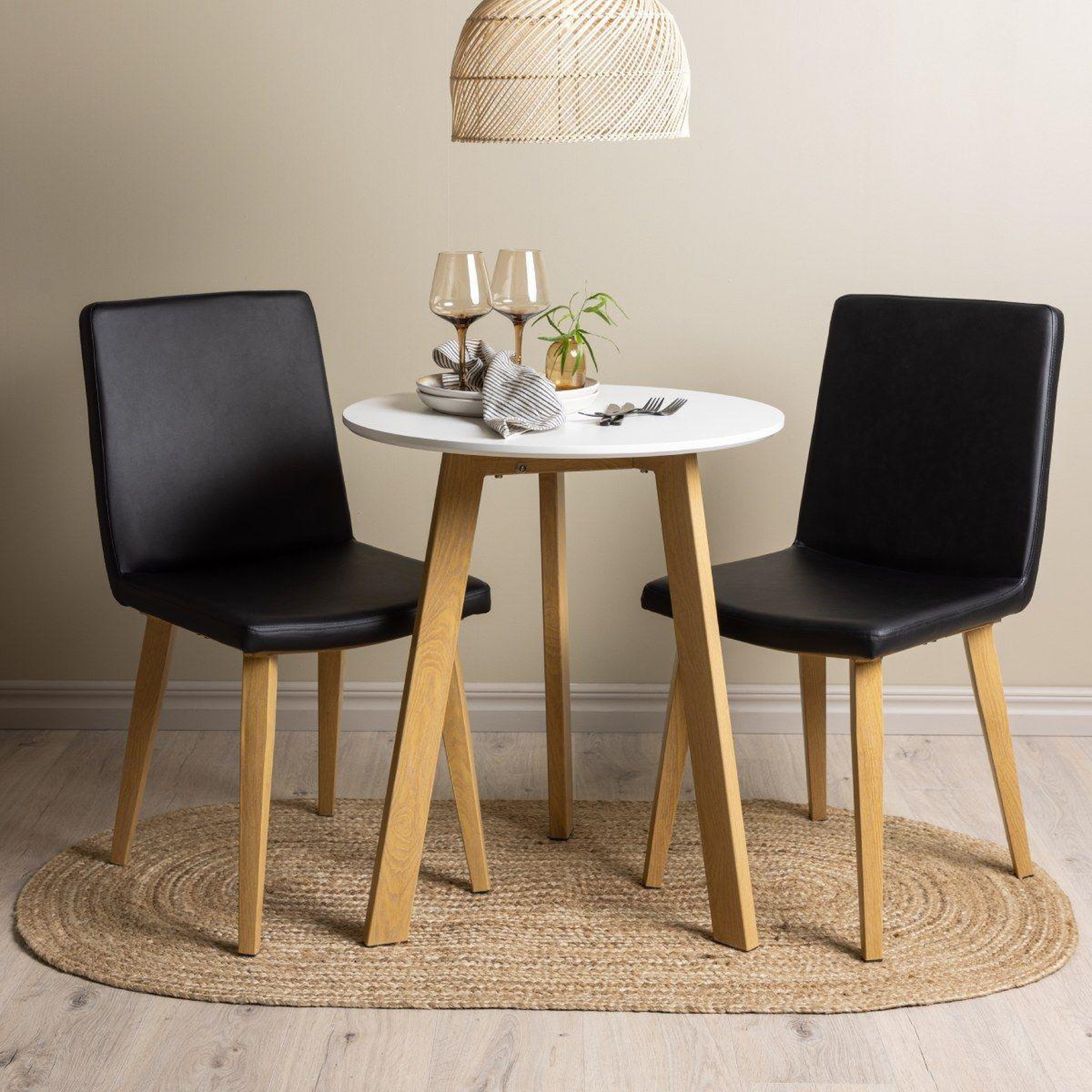 Voir la diapositive 6 : Paris Prix Table à manger design  leonora  65cm blanc