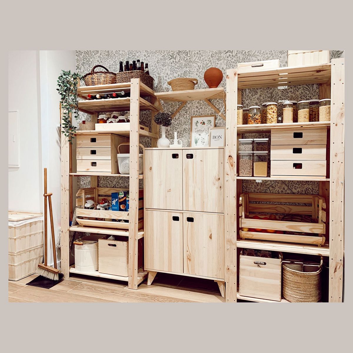 Étagère de rangement en bois massif robuste pour débarras 174,2x76,7x43 cm