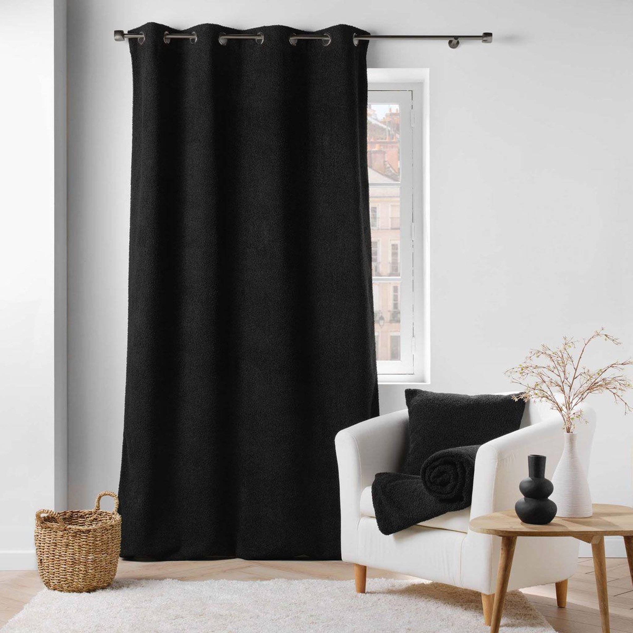 Voir la diapositive 5 : Douceur d'Intérieur Rideau à œillets bouclette  wooly  140x240cm noir