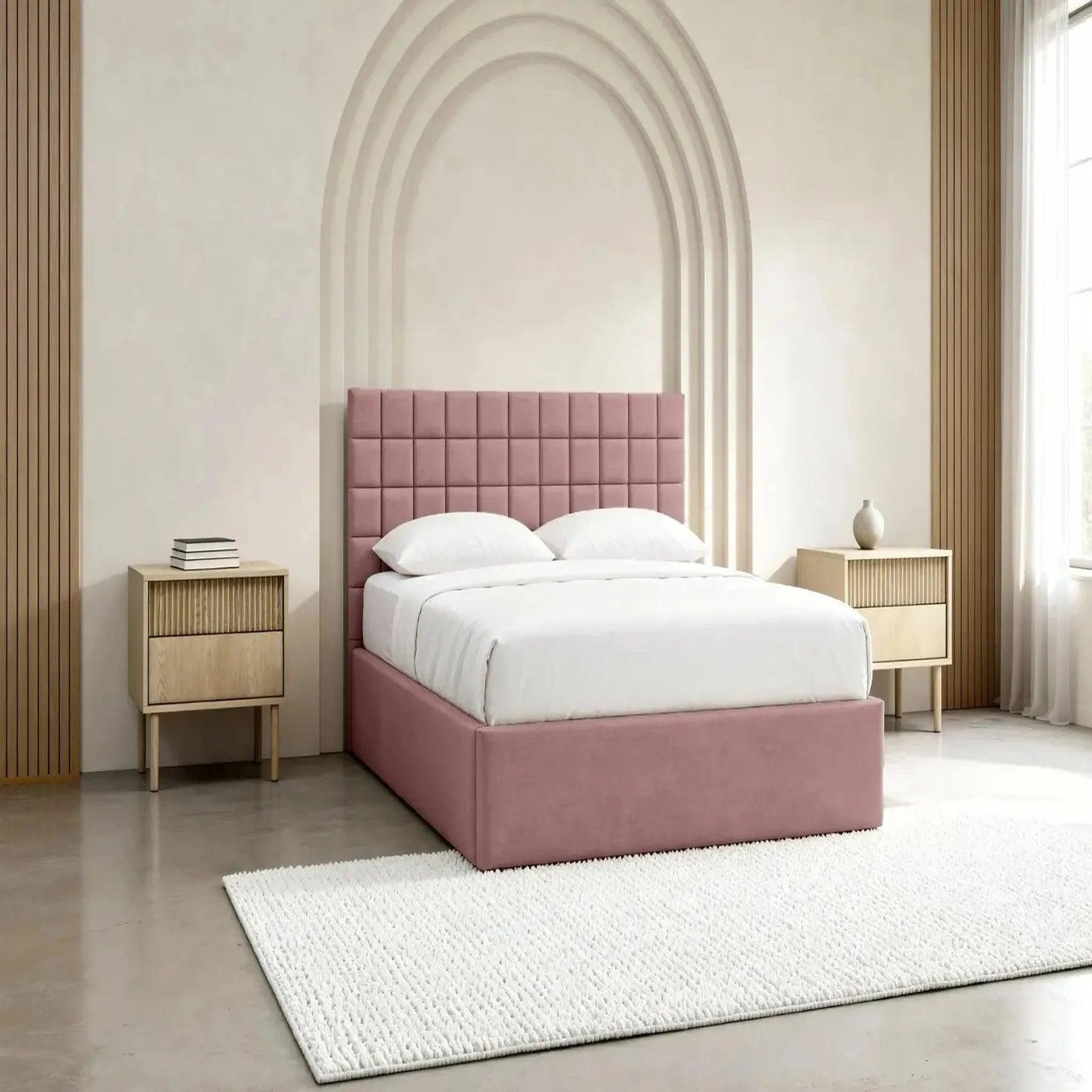 Voir la diapositive 2 : CASANOVA PARIS Thelma - lit coffre tissu velours rose