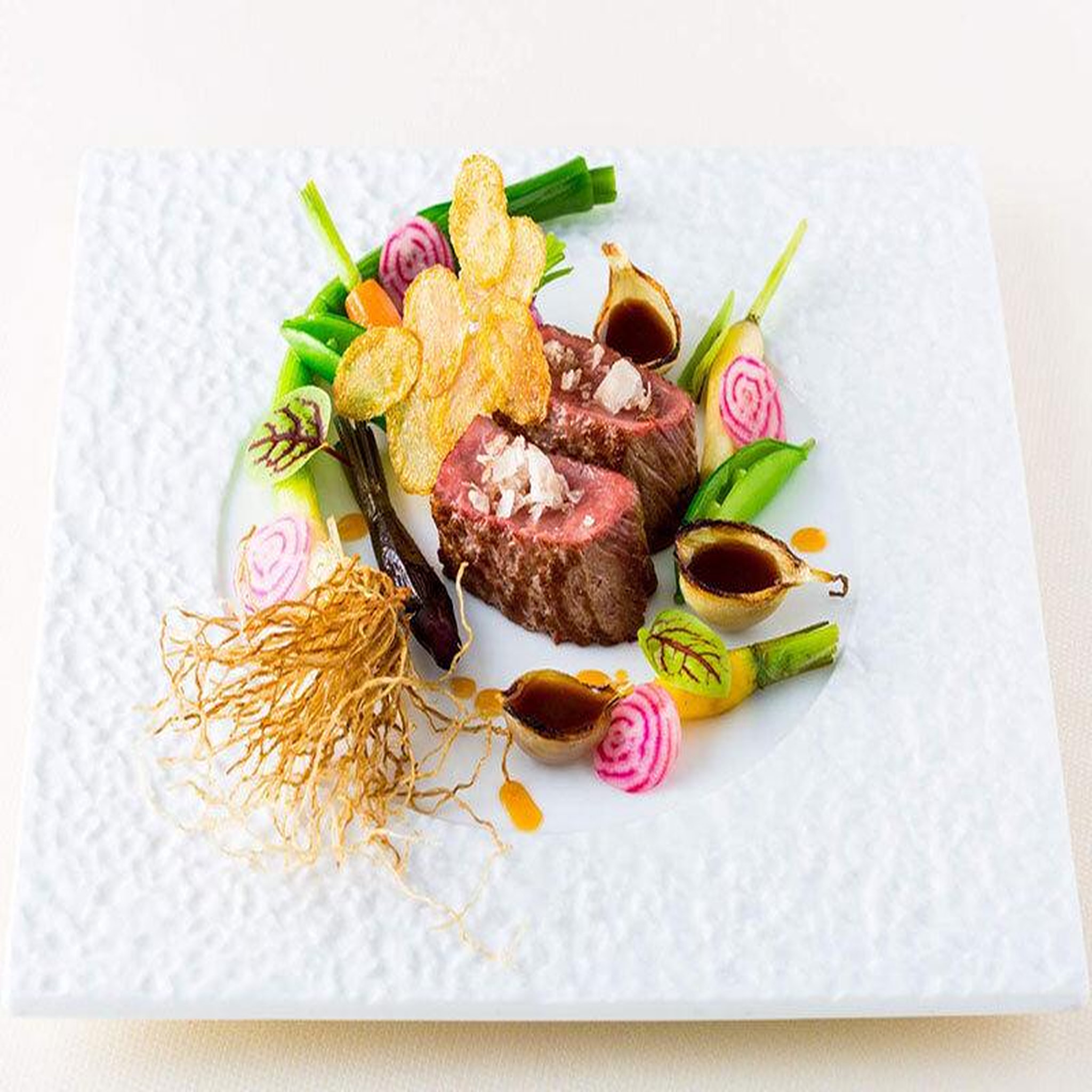 Voir la diapositive 3 : Smartbox Dîner à une table de chef en france - coffret cadeau gastronomie