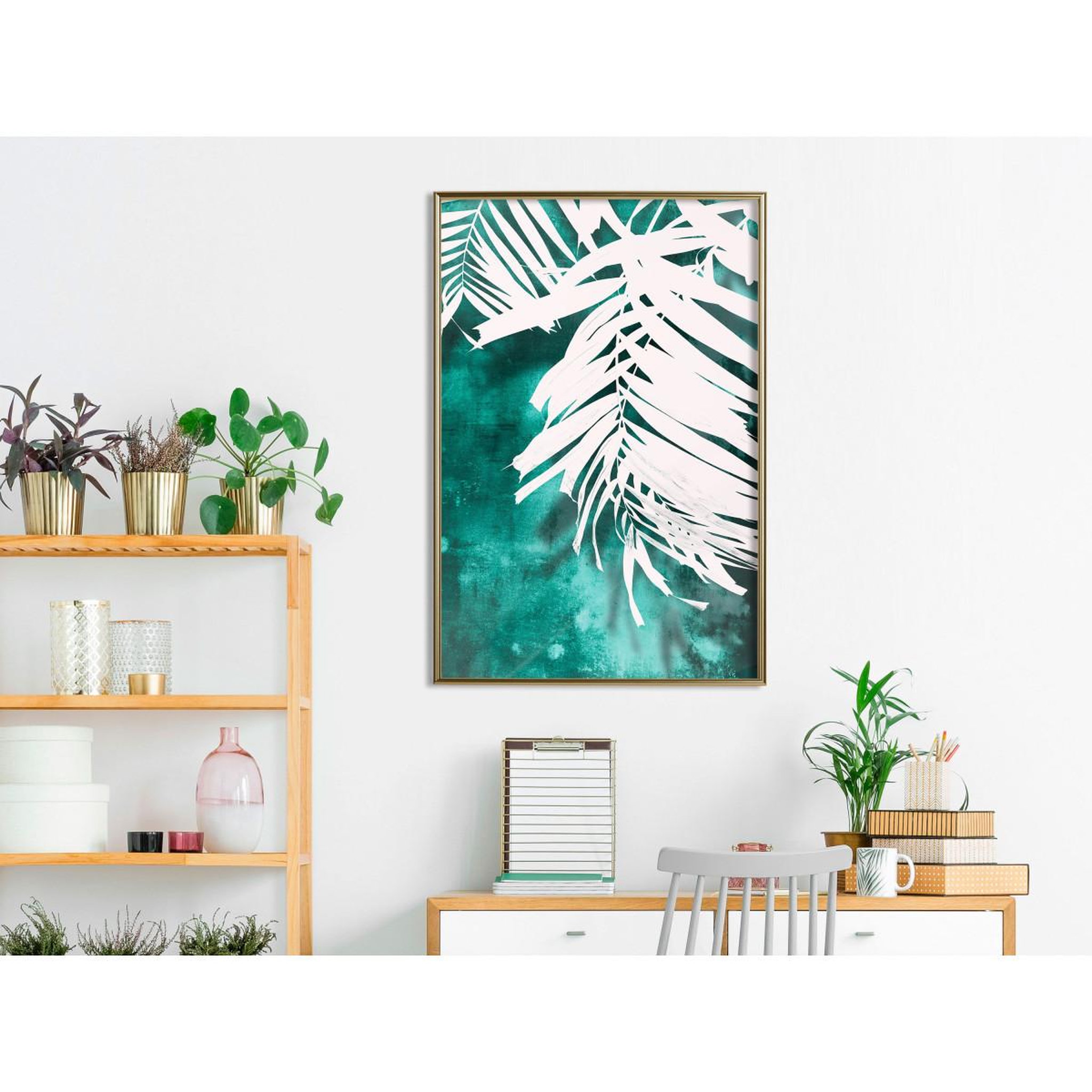 Voir la diapositive 2 : Paris Prix Affiche Murale Encadrée  White Palm on Teal Background